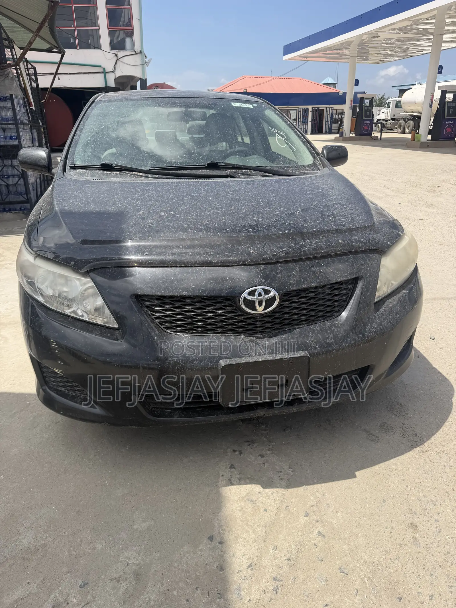 Toyota Corolla LE 4dr Sedan (1.8L 4cyl 4A) 2010 Black