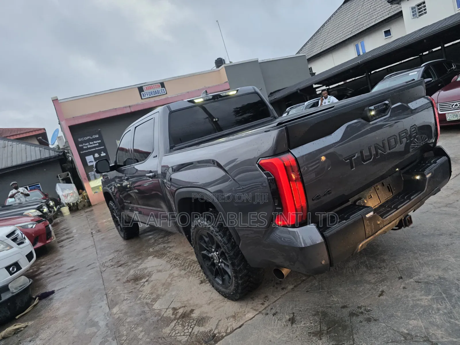 Toyota Tundra Limited 2022 Gray