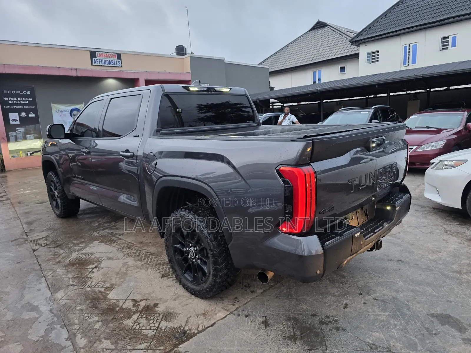 Toyota Tundra Limited 2022 Gray