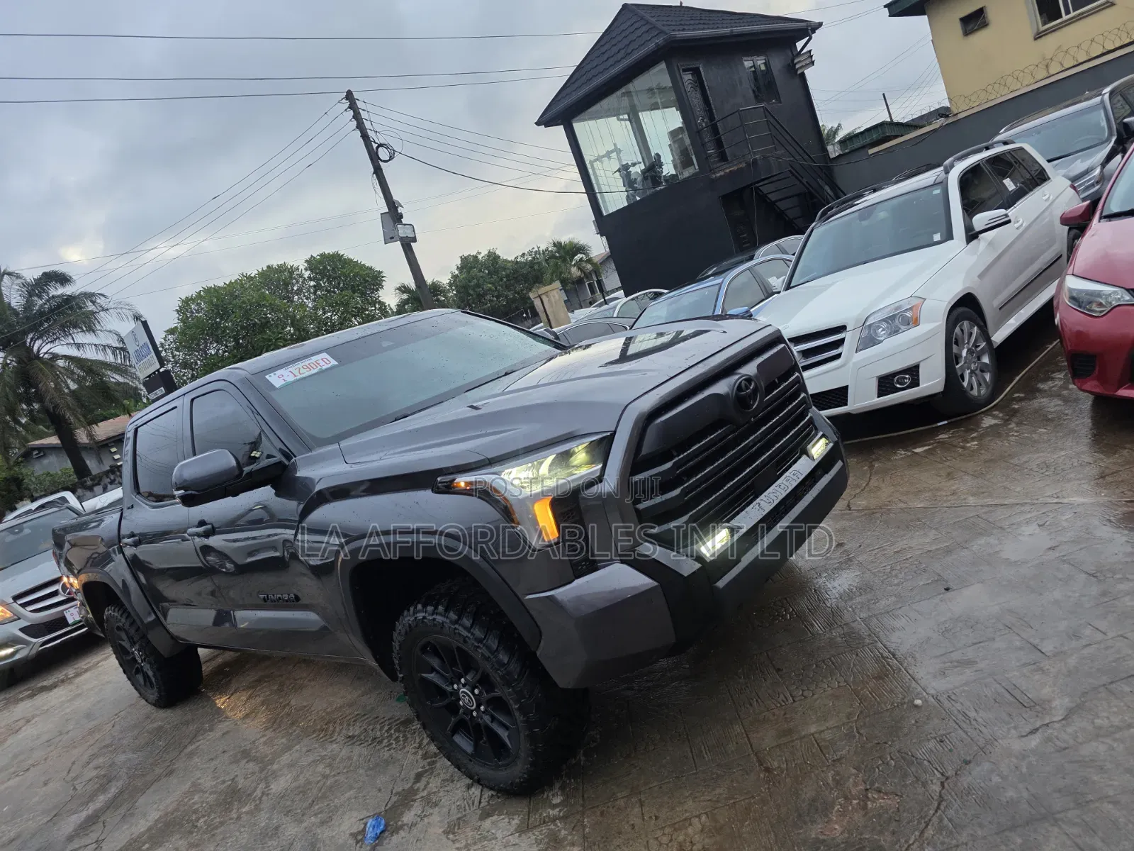 Toyota Tundra Limited 2022 Gray