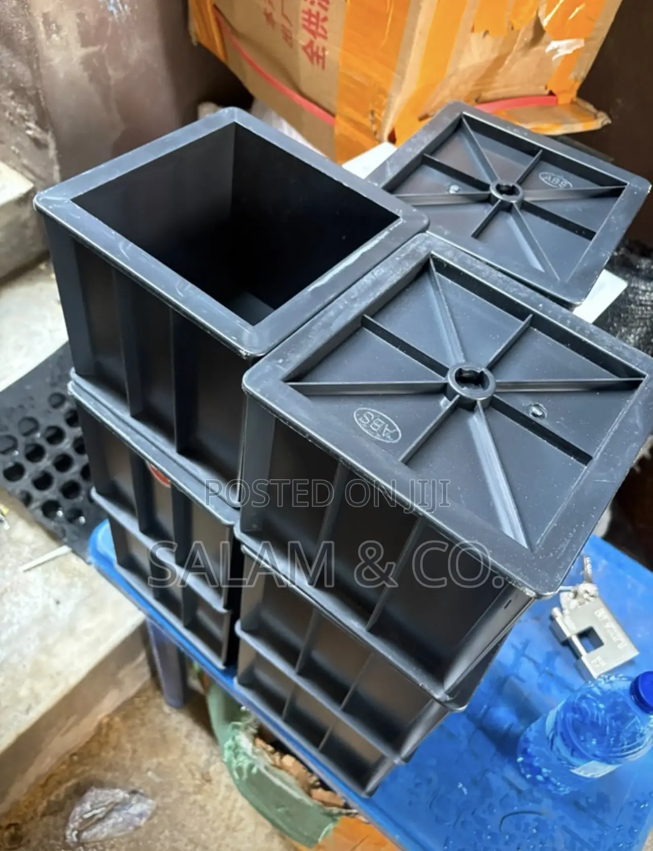 Plastic Concrete Cube Mould – Heavy Duty Construction Testing Mould