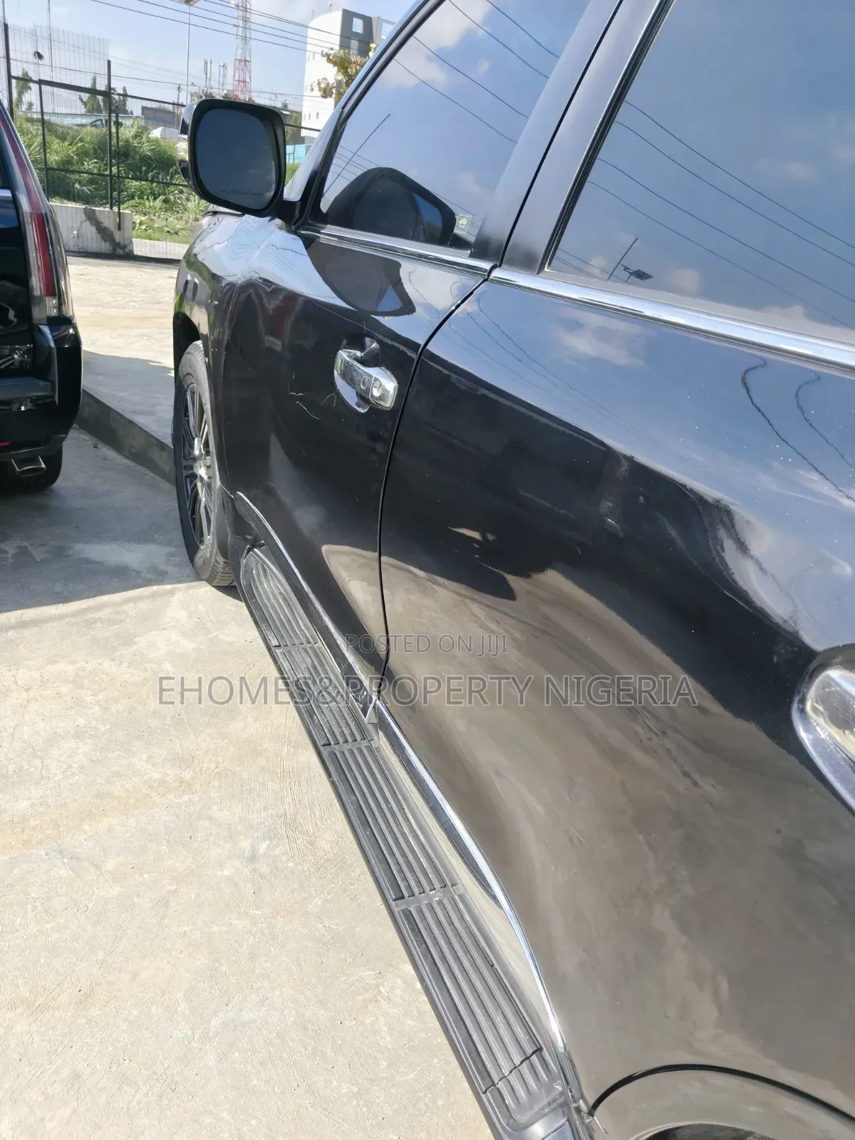 Lexus LX 2022 Black