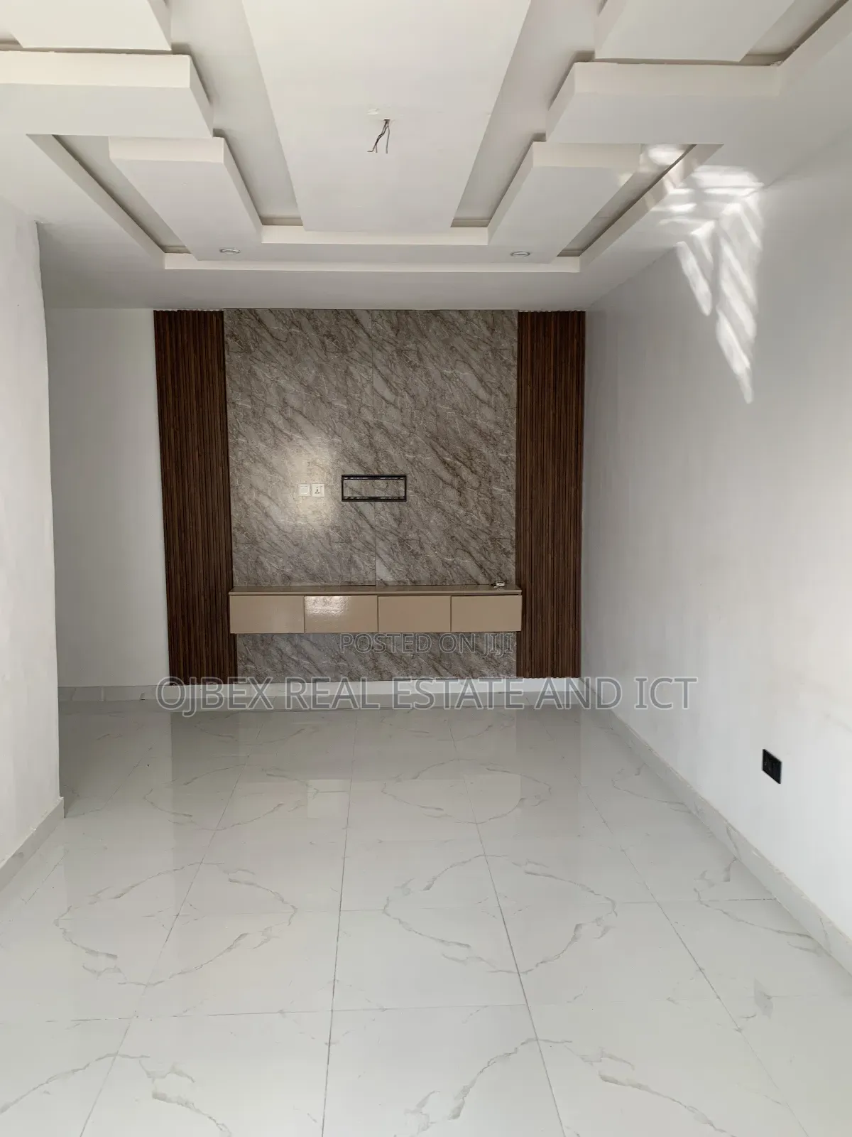 Furnished 2bdrm Block of Flats in Abijo Gra, Ajah for rent