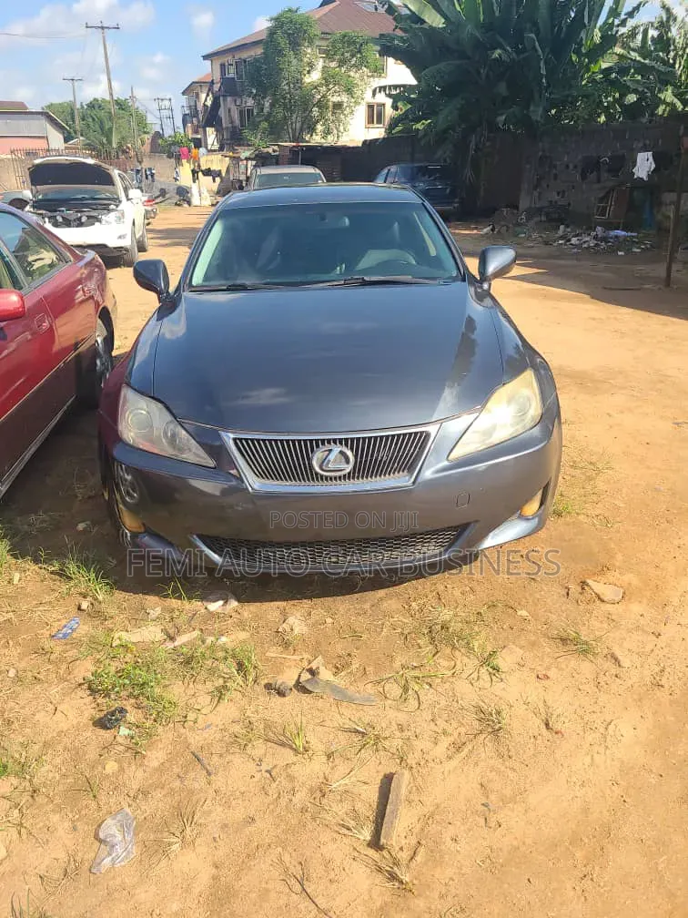 Lexus IS 2007 Gray