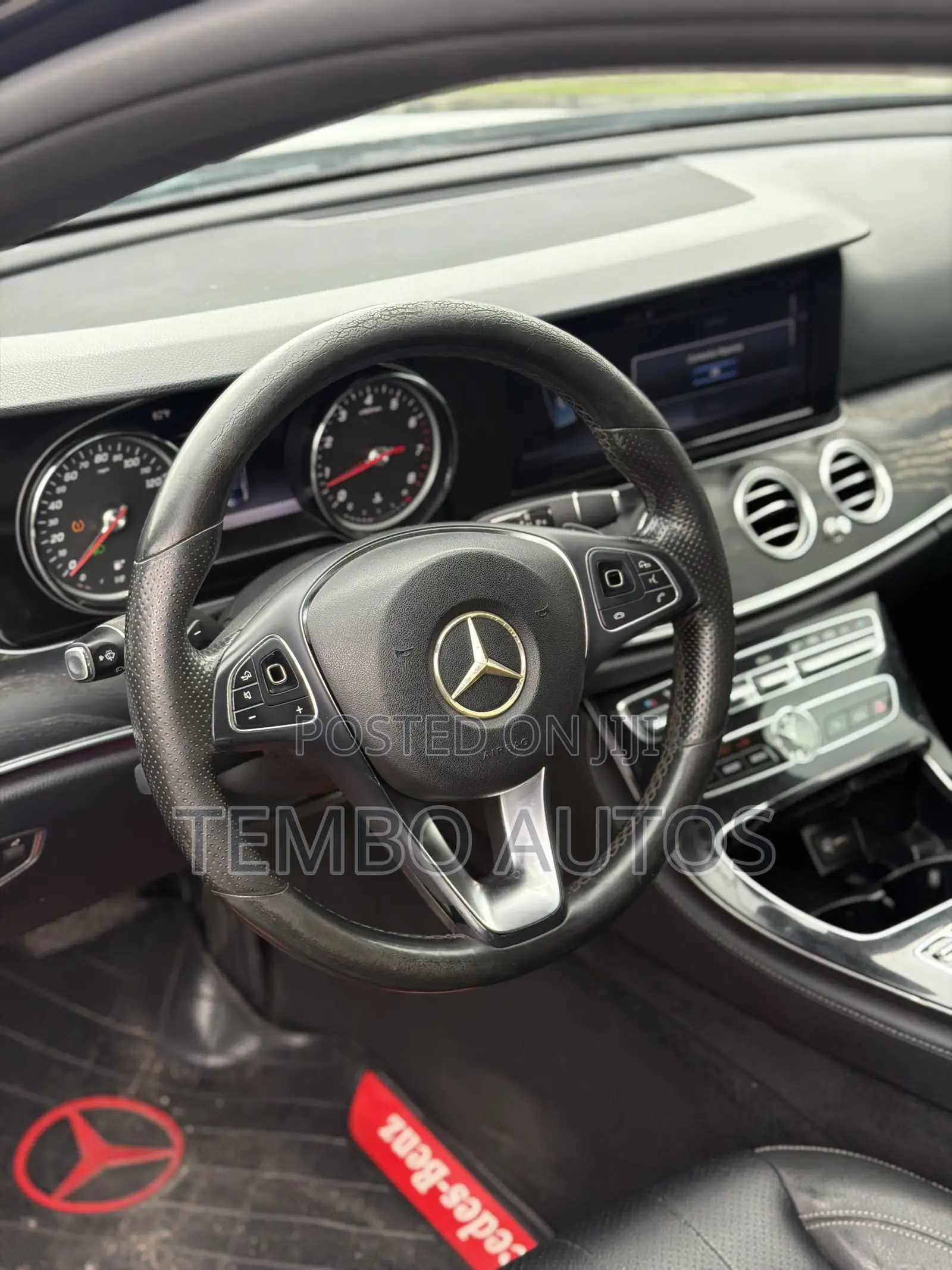 Mercedes-Benz E300 4Matic AWD Sedan (2.0L 4cyl 9A) 2017 Black