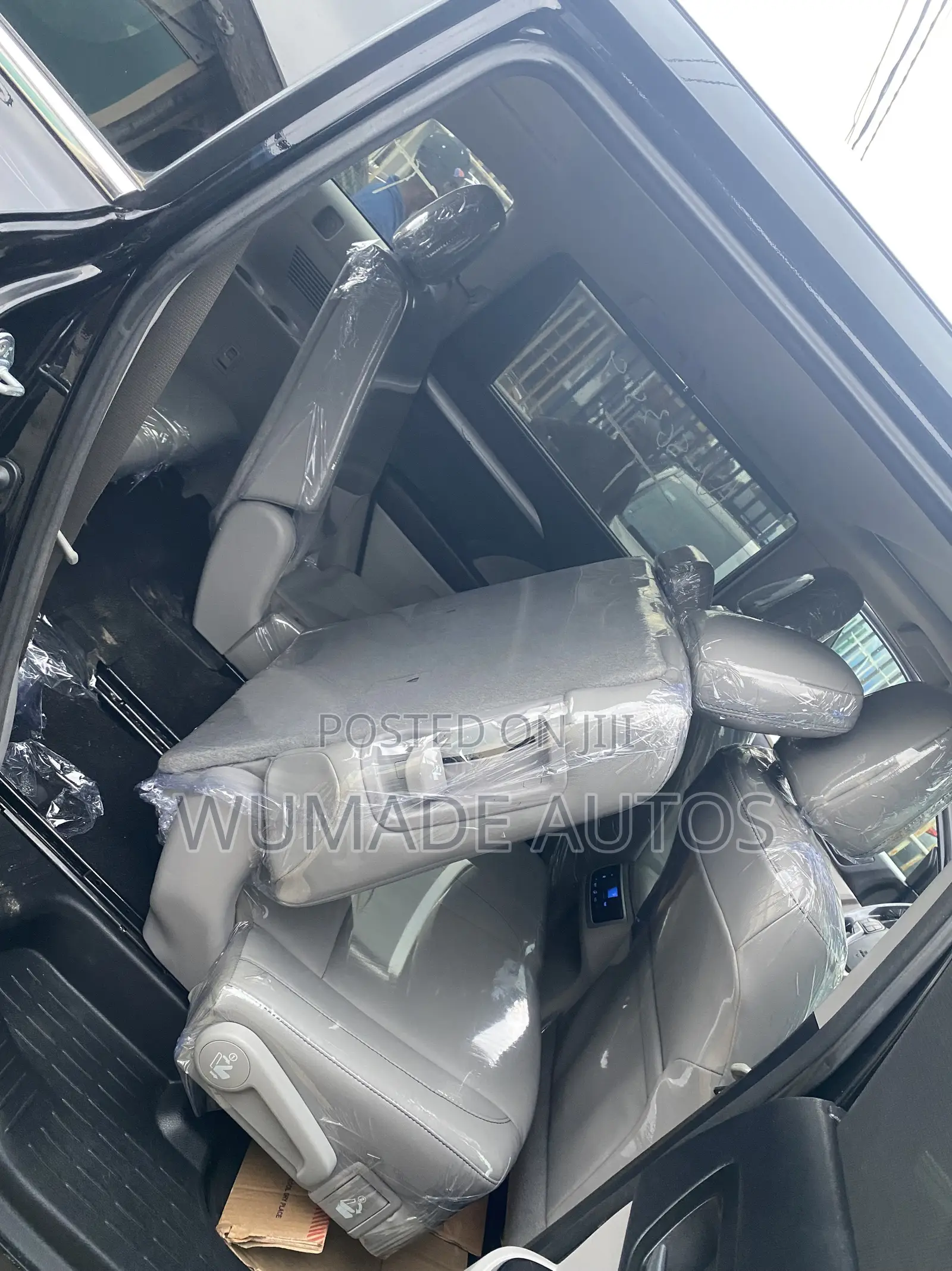 Toyota Highlander XLE 4x4 V6 (3.5L 6cyl 8A) 2017 Black