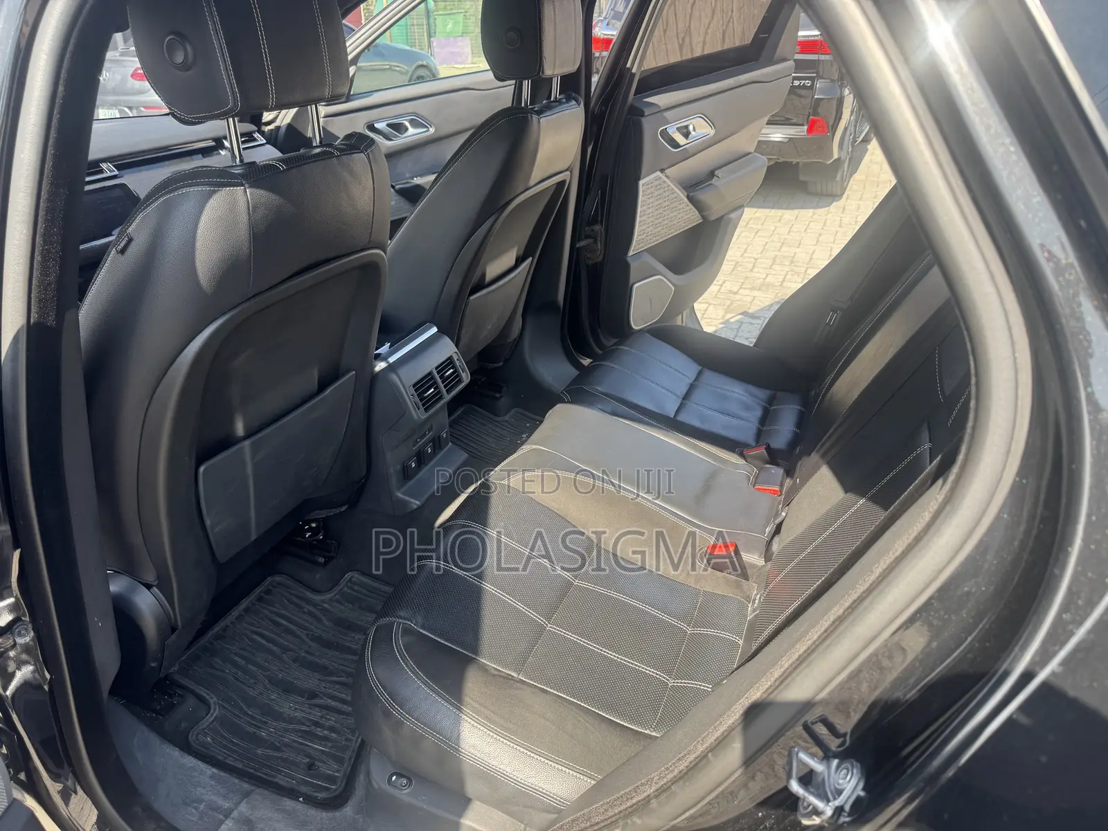 Land Rover Range Rover Velar P250 SE R-Dynamic 4x4 2018 Black