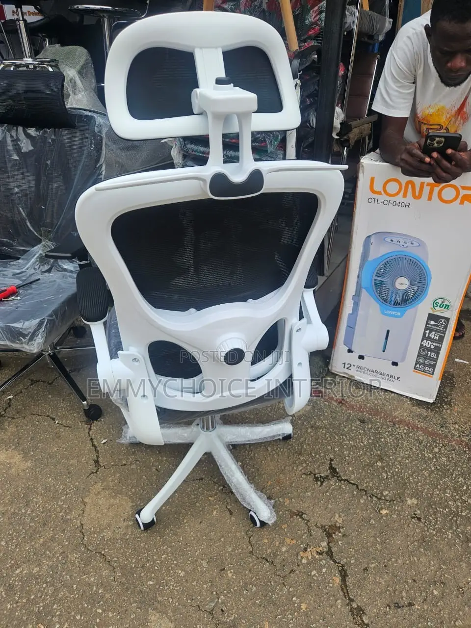 High-Back Ergonomic Mesh Office Chair, White Black