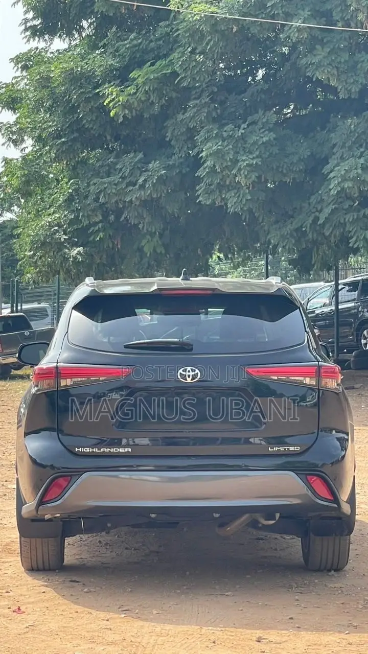 Toyota Highlander Limited 2022 Black