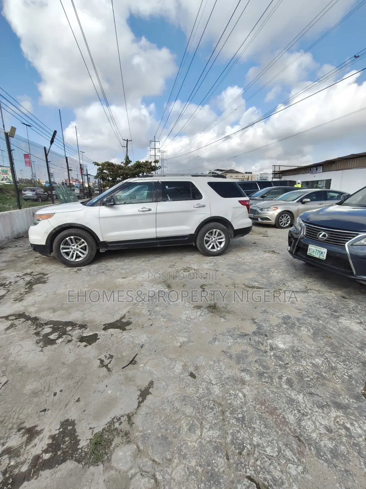 Ford Explorer 2014 Off white