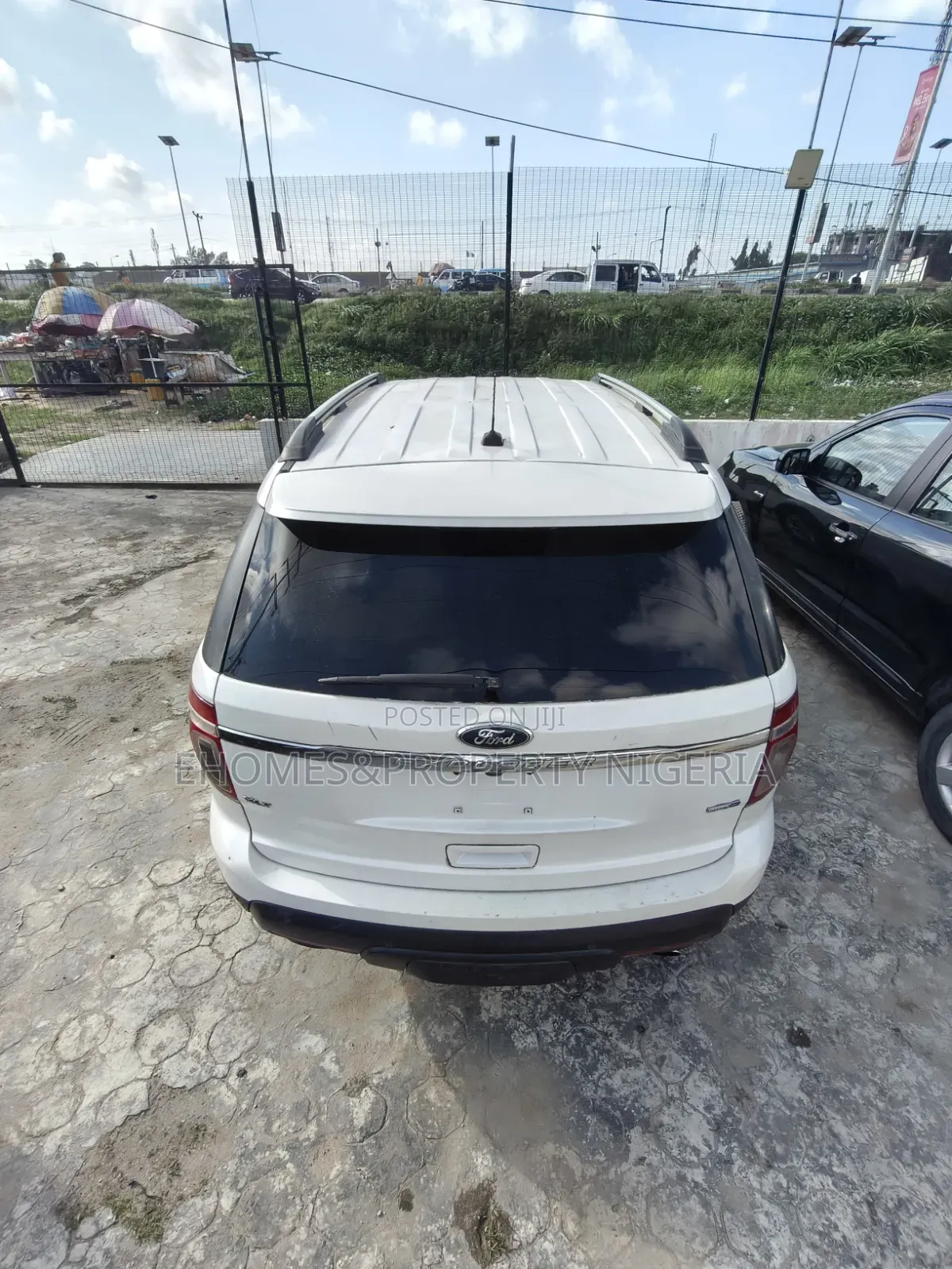Ford Explorer 2014 Off white