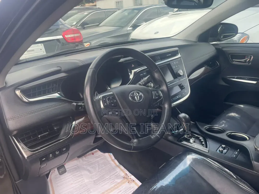 Toyota Avalon Limited 4dr Sedan (3.5L 6cyl 6A) 2014 Black