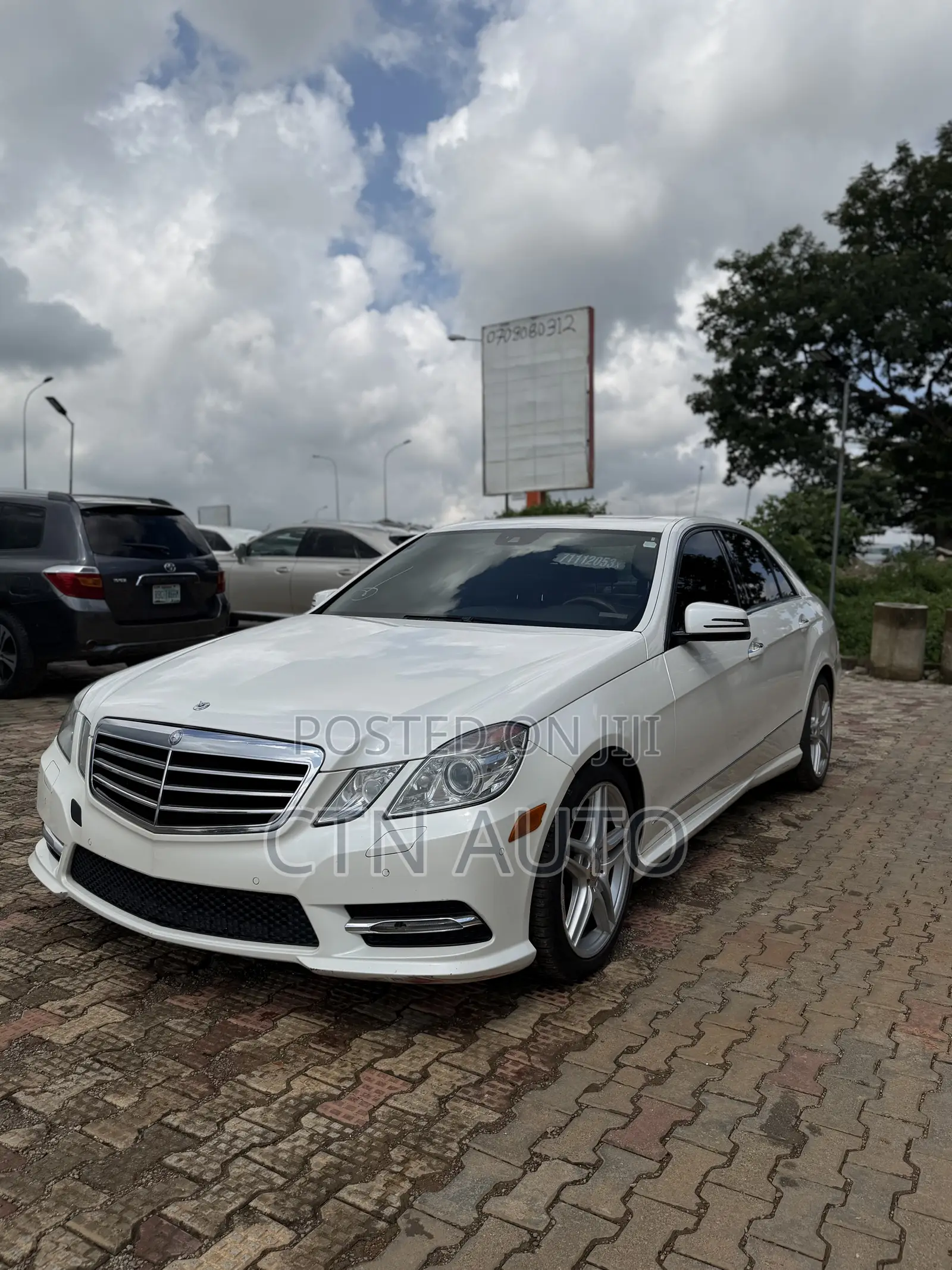 Mercedes-Benz E350 Base 2dr 4Matic Coupe AWD (3.5L 6cyl 7A) 2013 White