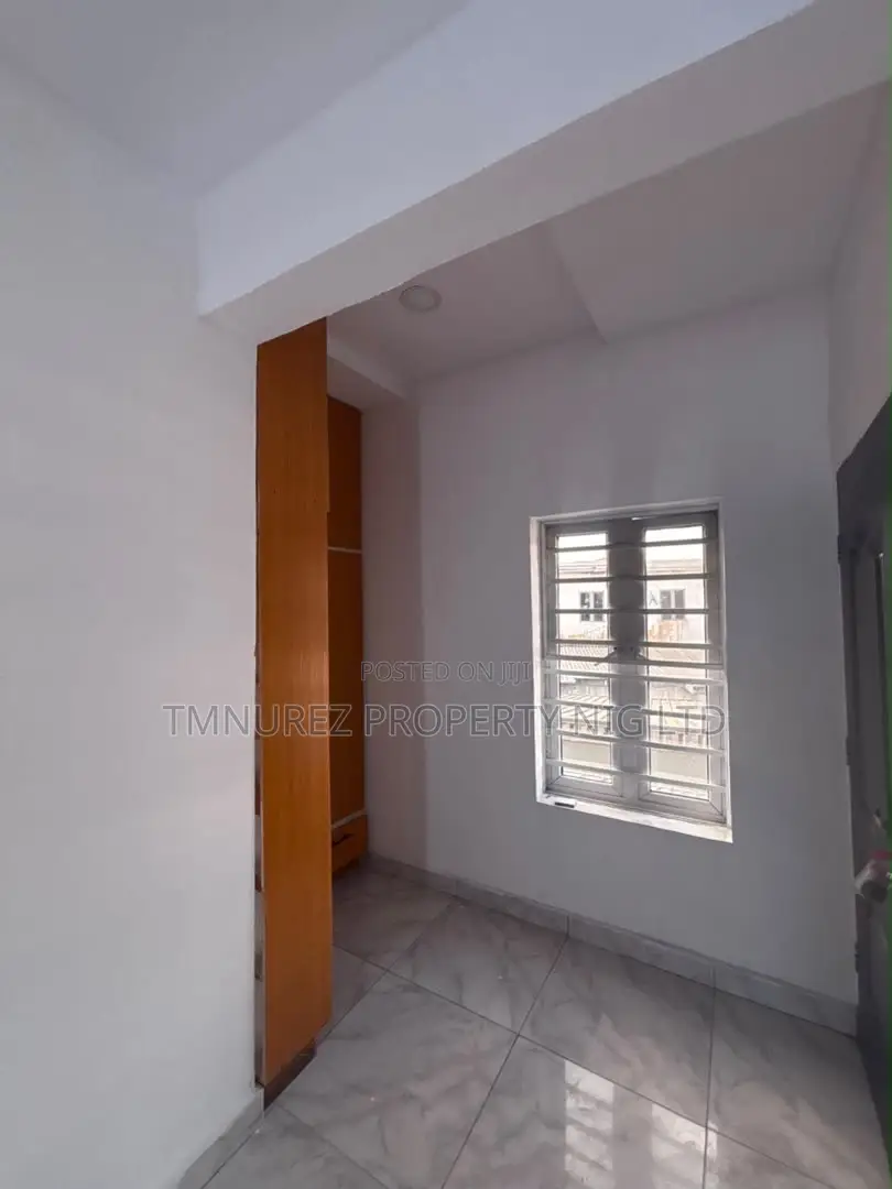 1bdrm Shared Apartment in Lekki County Estate for rent