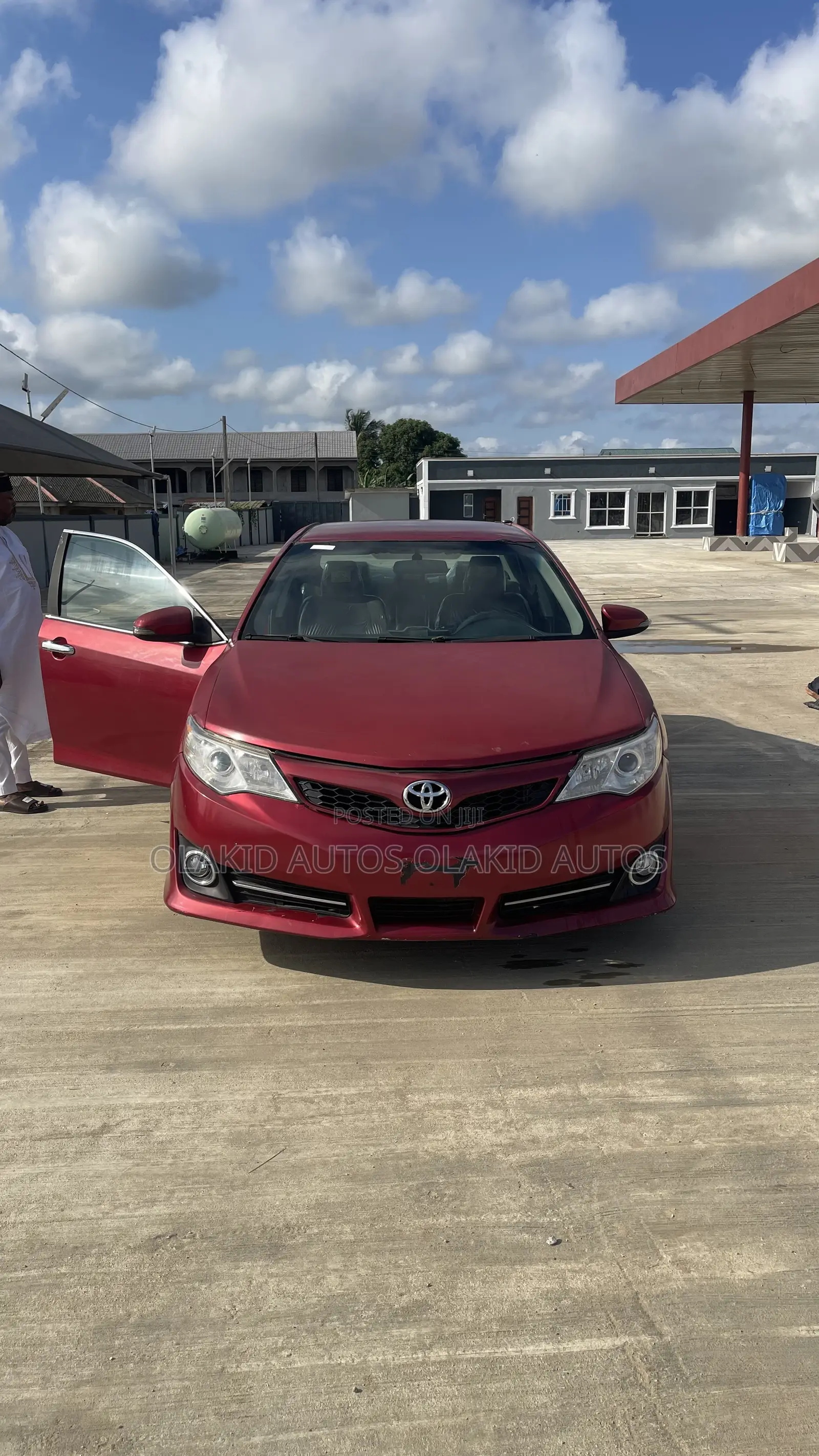 Toyota Camry L 4dr Sedan (2.5L 4cyl 6A) 2013 Red