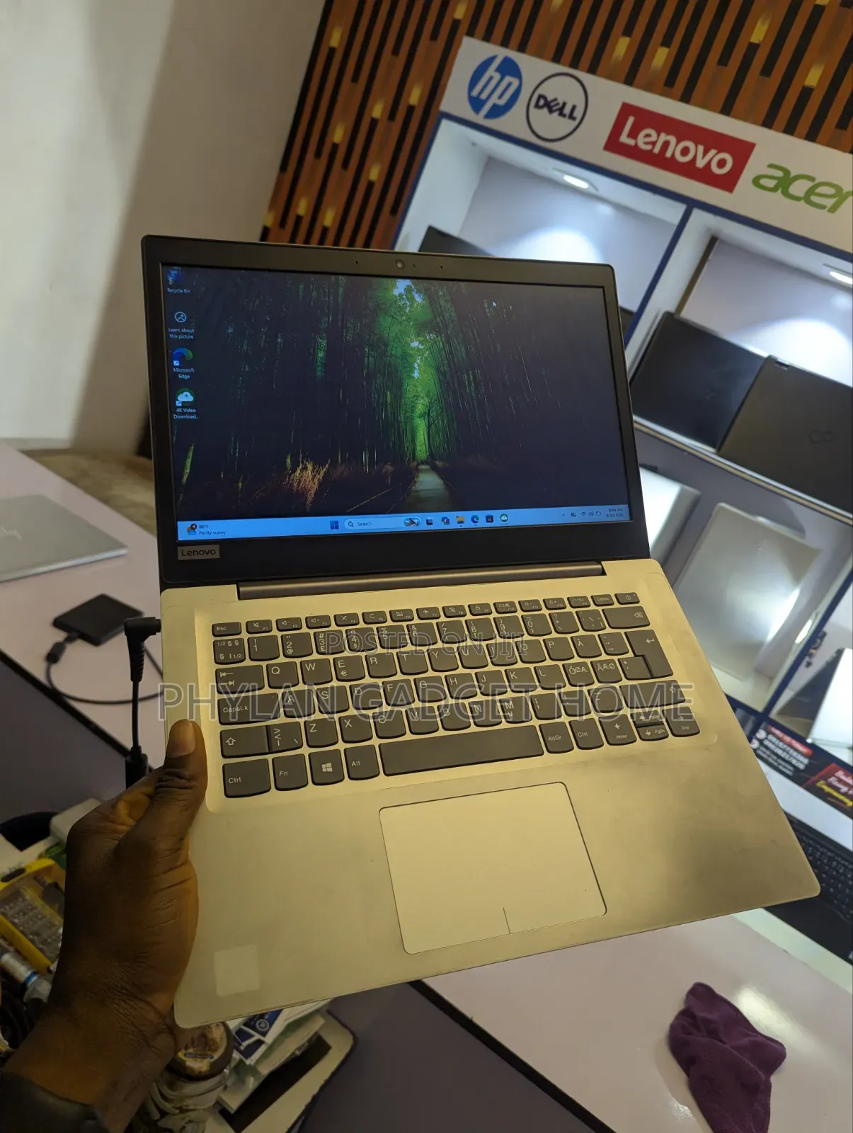 Laptop Lenovo IdeaPad 120S 4GB Intel Celeron SSD 128GB