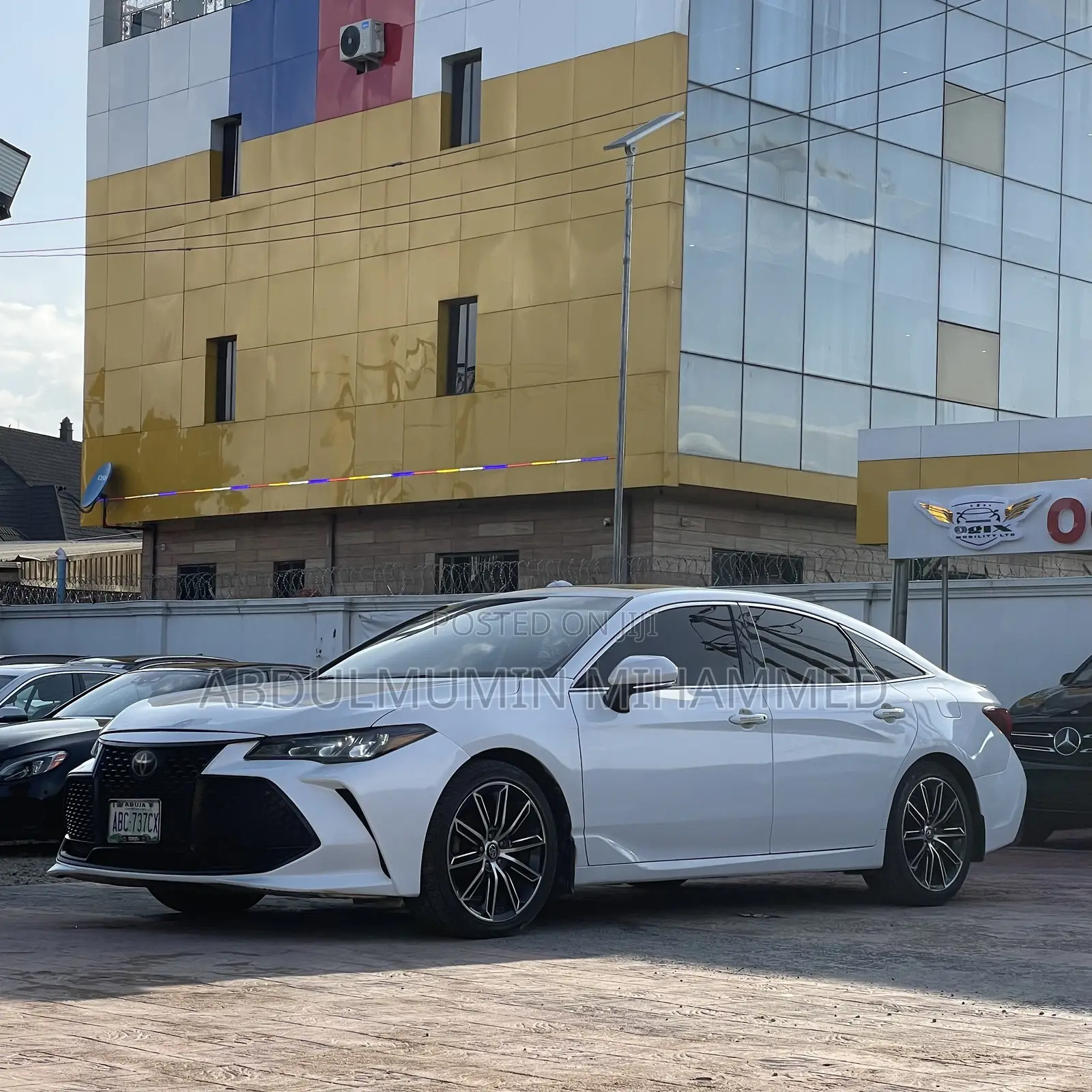 Toyota Avalon 2018 White
