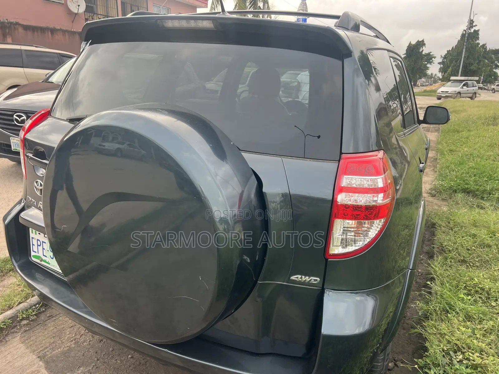 Toyota RAV4 2.5 Limited 4x4 2010 Green