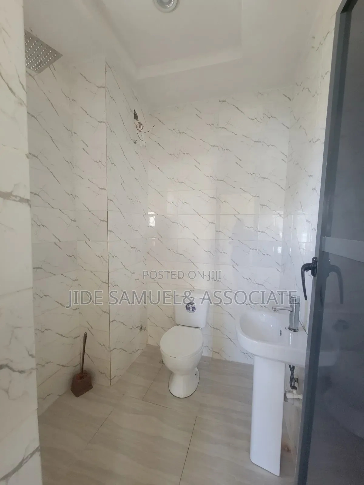 Furnished 2bdrm Block of Flats in Ayobo for rent