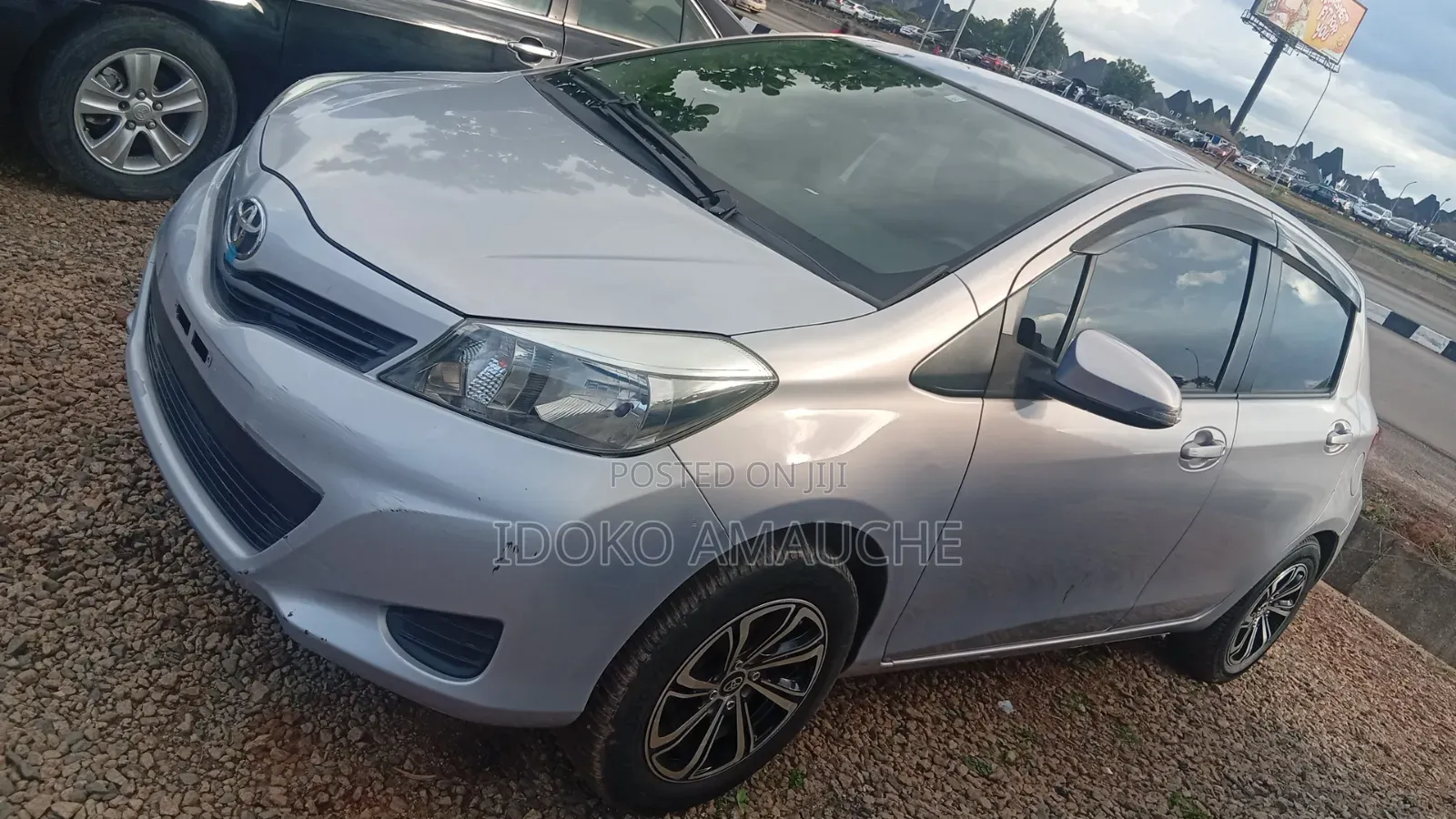 Toyota Yaris 2014 Silver