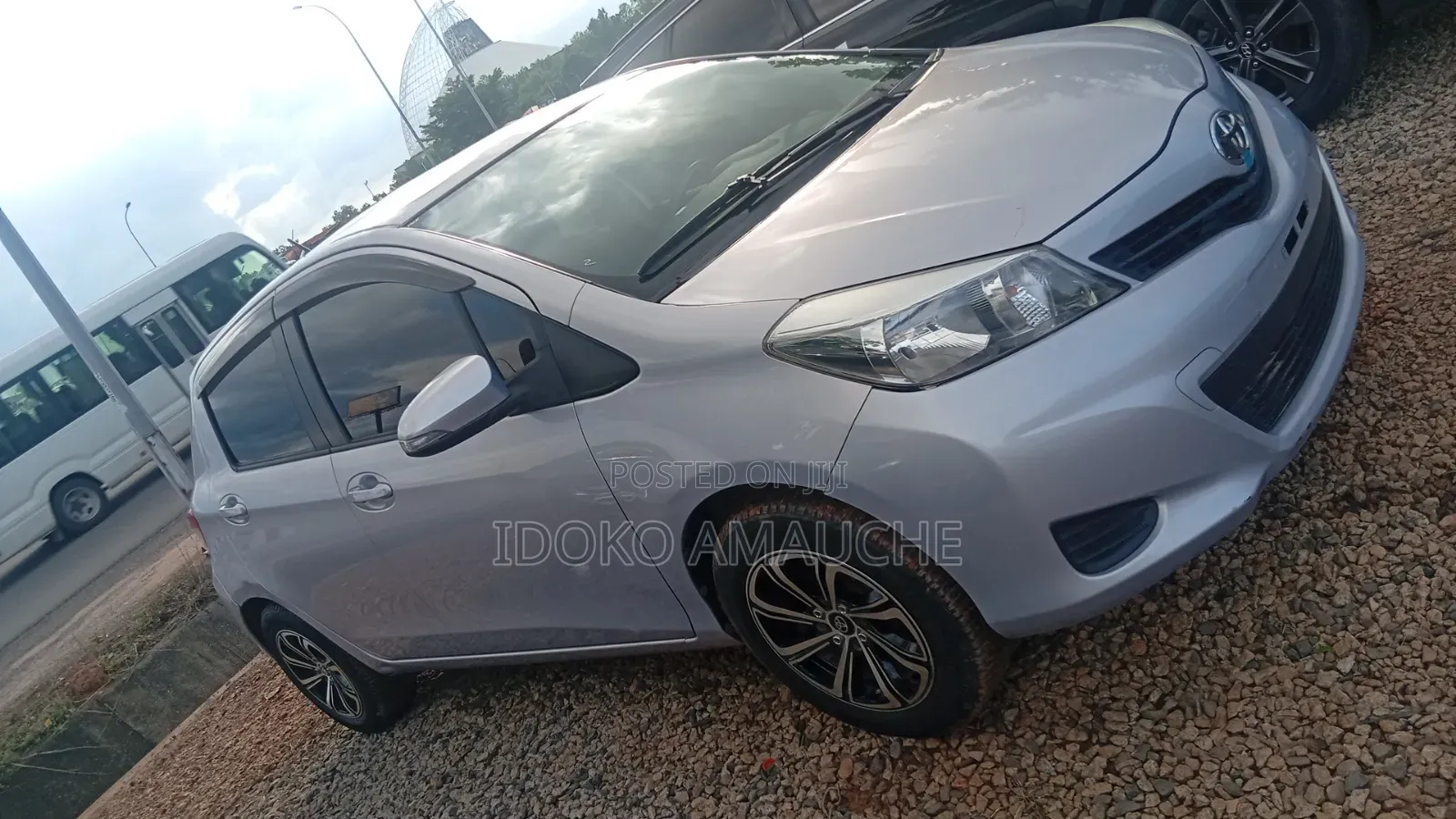 Toyota Yaris 2014 Silver