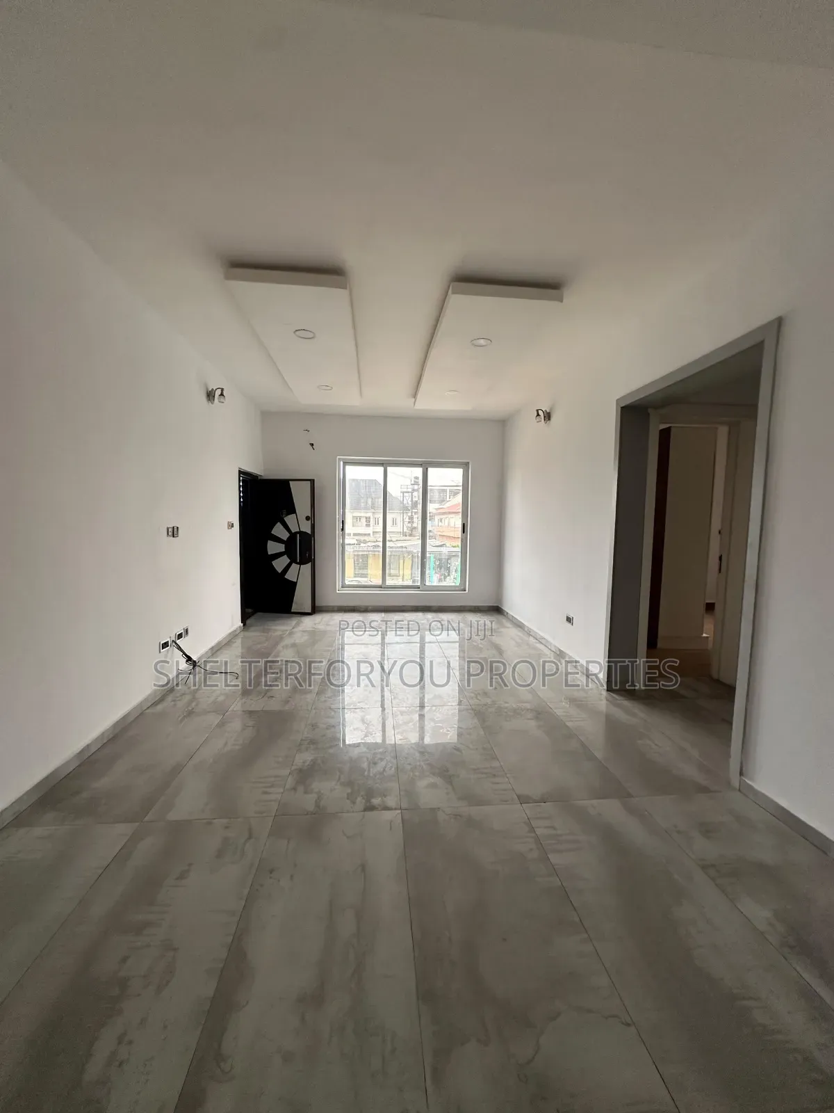 2bdrm Apartment in Lekki Expressway for rent