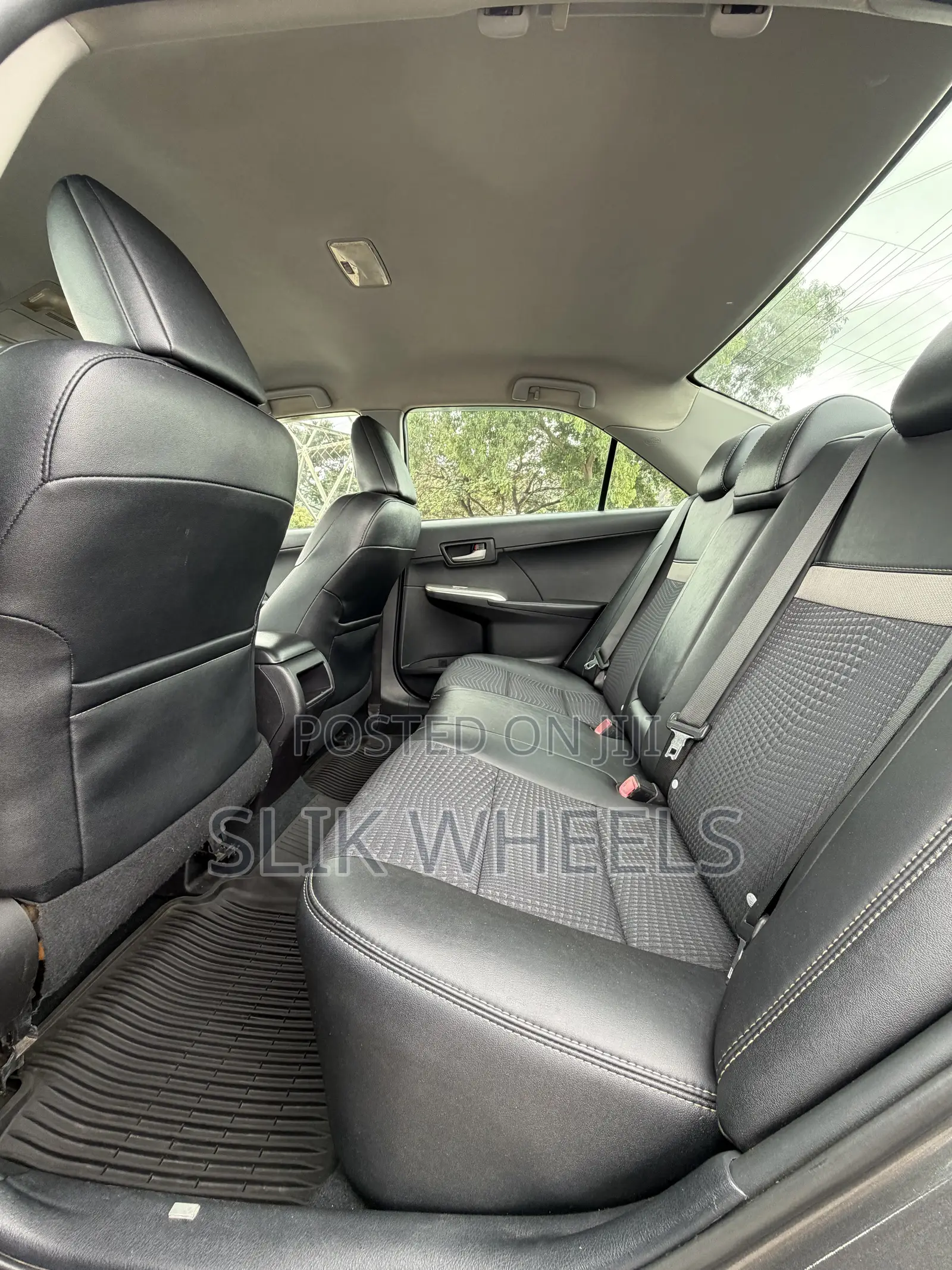 Toyota Camry SE 4dr Sedan (2.5L 4cyl 6A) 2015 Gray