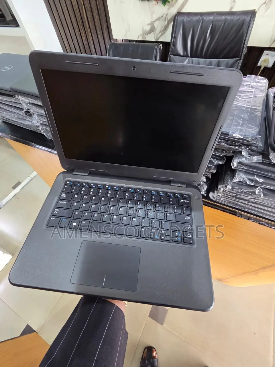 Laptop Dell Latitude 3310 8GB Intel Core i3 SSD 256GB