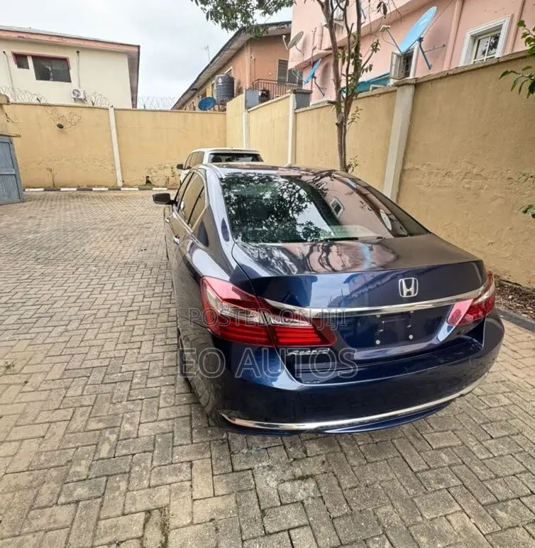 Honda Accord 2017 Blue