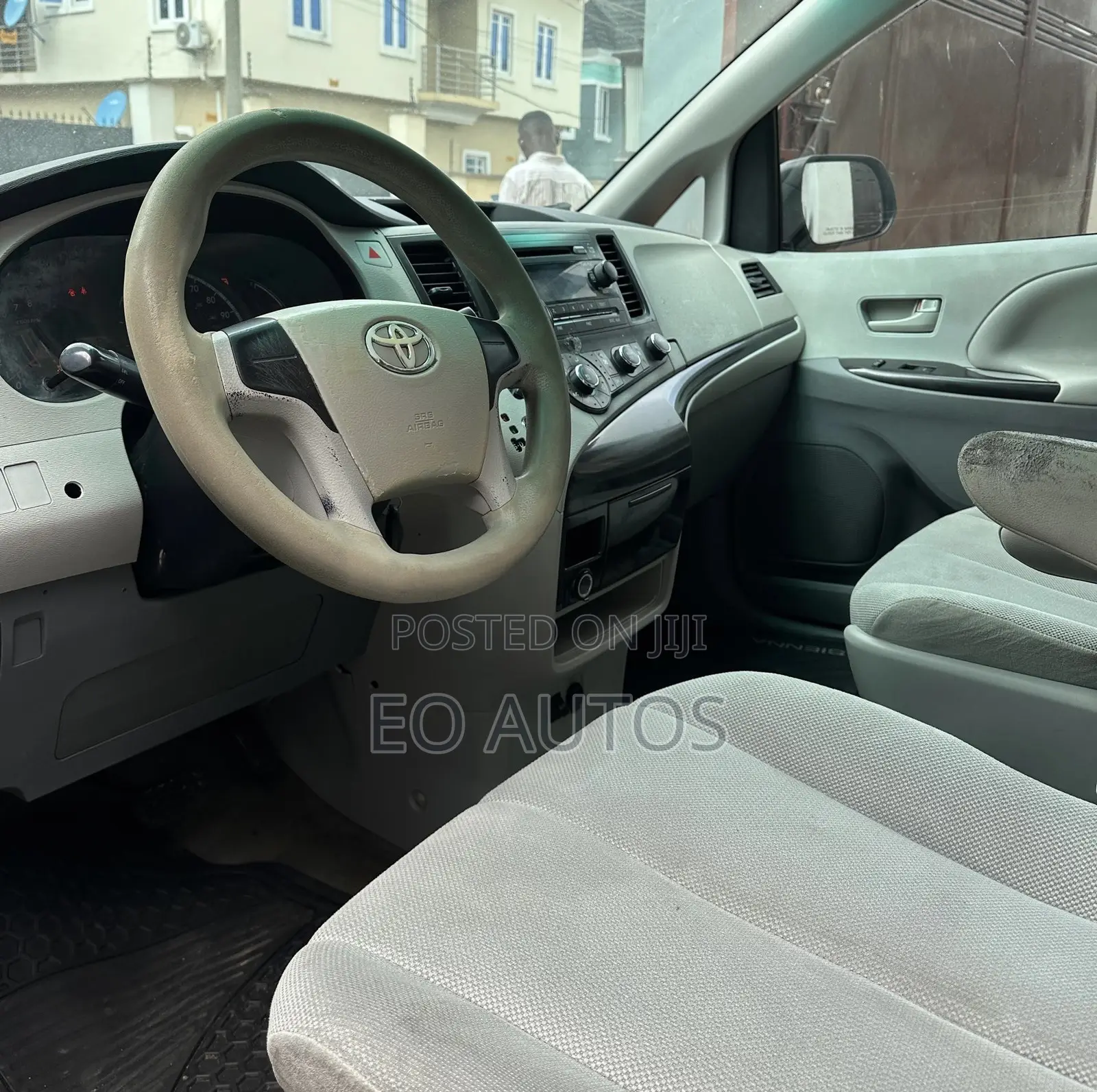 Toyota Sienna 2013 White
