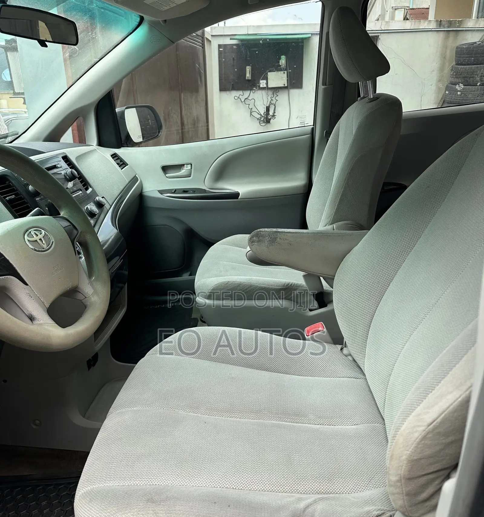Toyota Sienna 2013 White