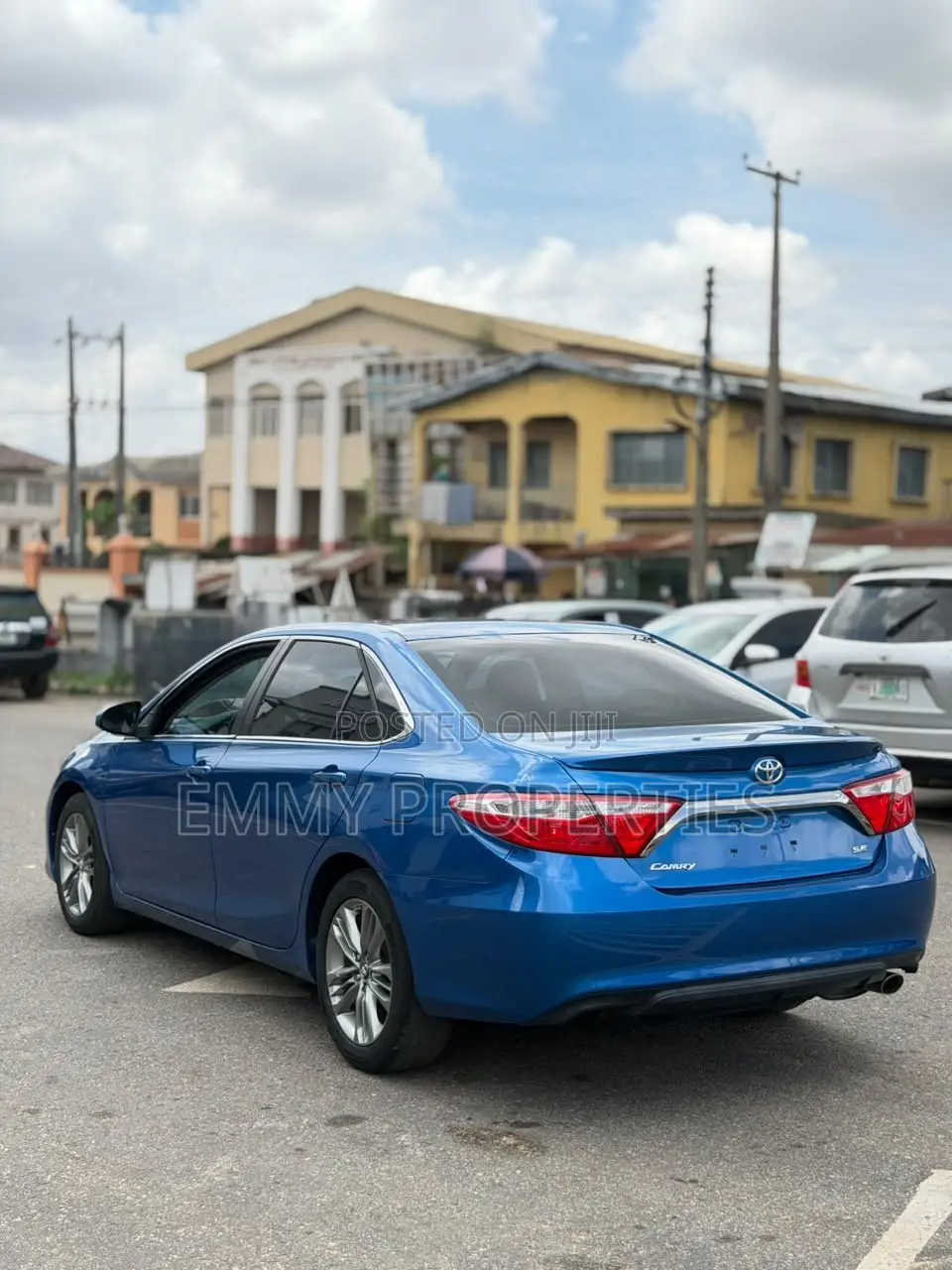 Toyota Camry SE 4dr Sedan (2.5L 4cyl 6A) 2017 Blue