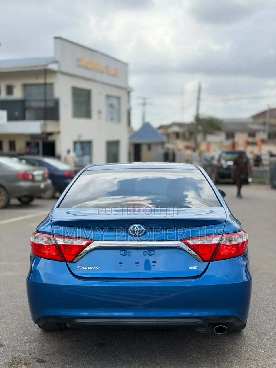 Toyota Camry SE 4dr Sedan (2.5L 4cyl 6A) 2017 Blue