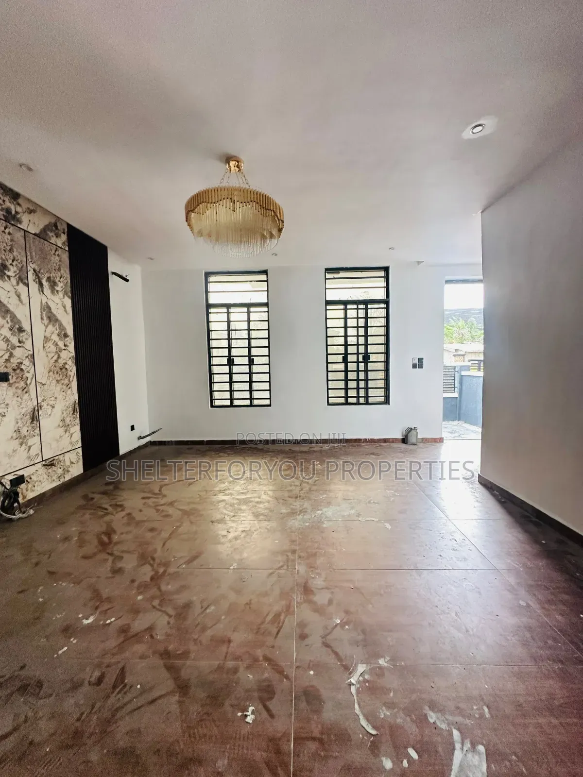 5bdrm Duplex in Lekki Expressway for sale