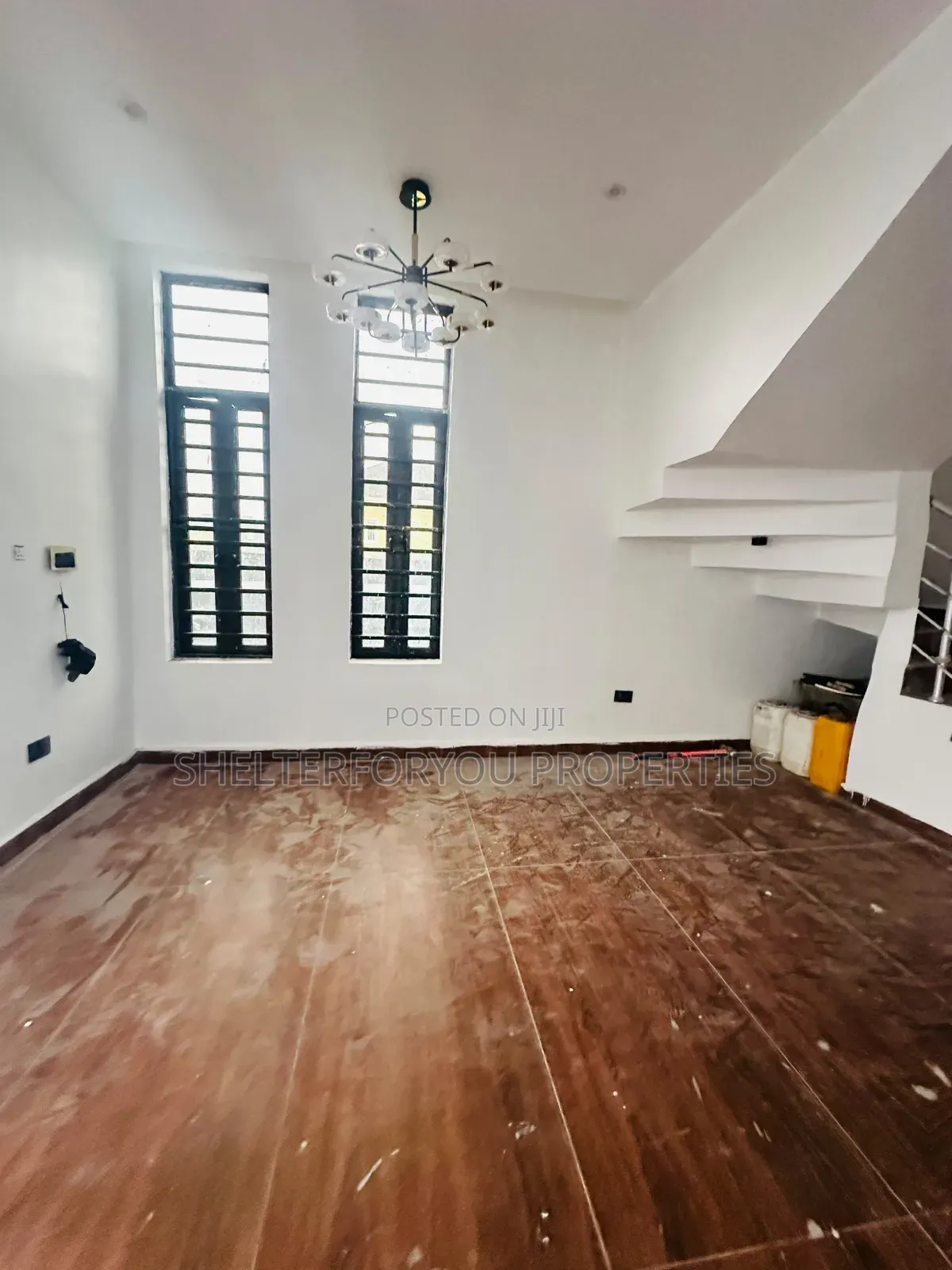 5bdrm Duplex in Lekki Expressway for sale