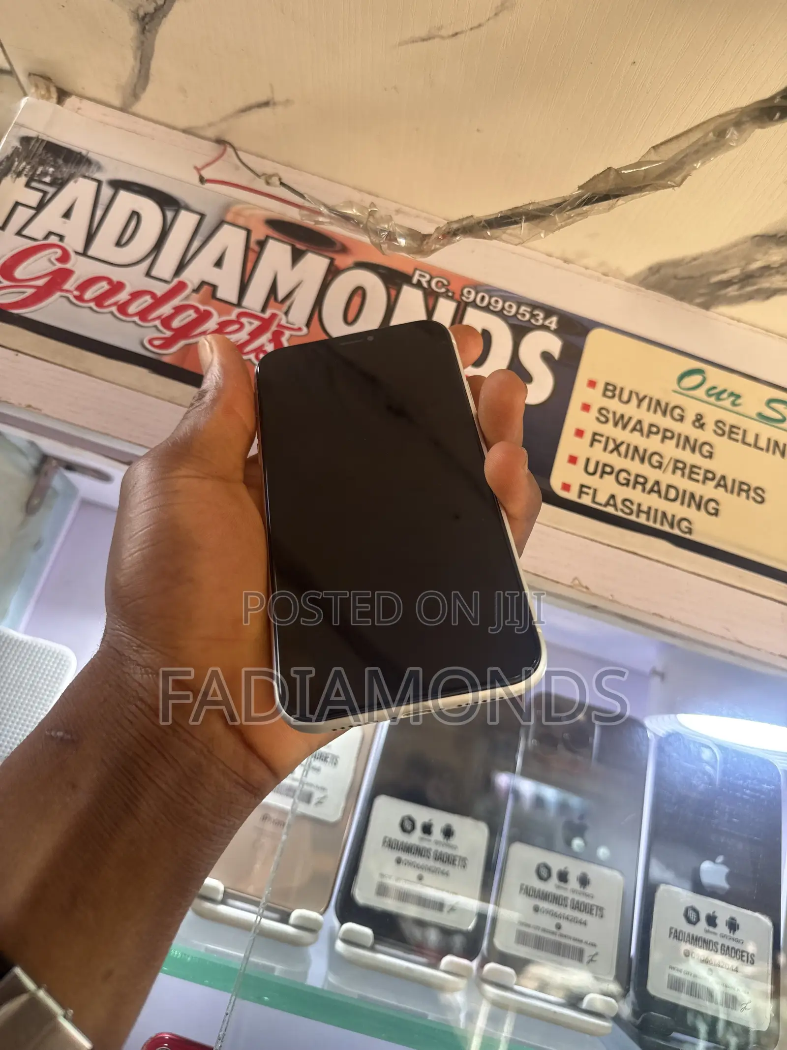 Apple iPhone XR 128 GB White