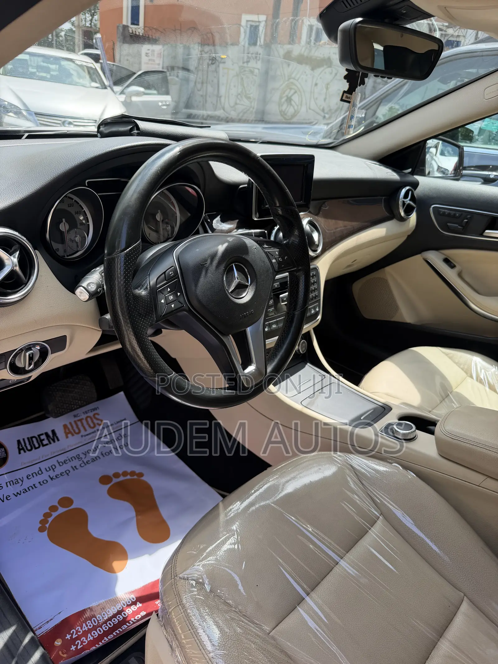 Mercedes-Benz GLA 250 2015 Burgundy