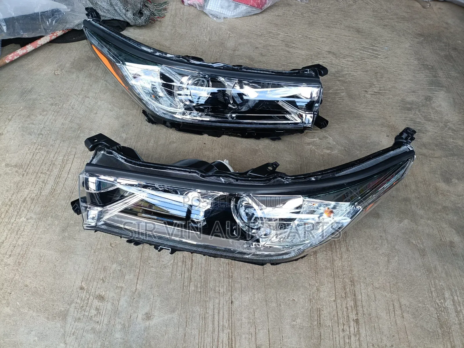 Head Light Toyota Highlander 2018/2019