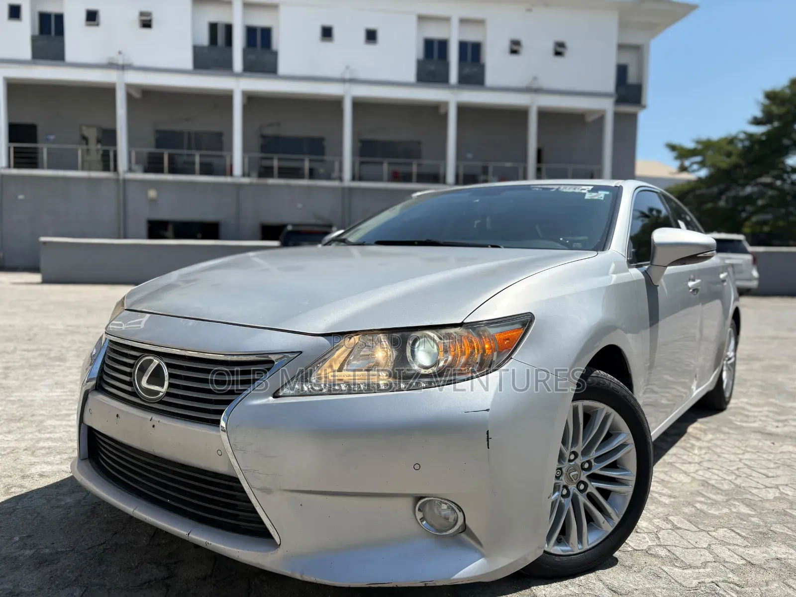 Lexus ES 2015 Silver