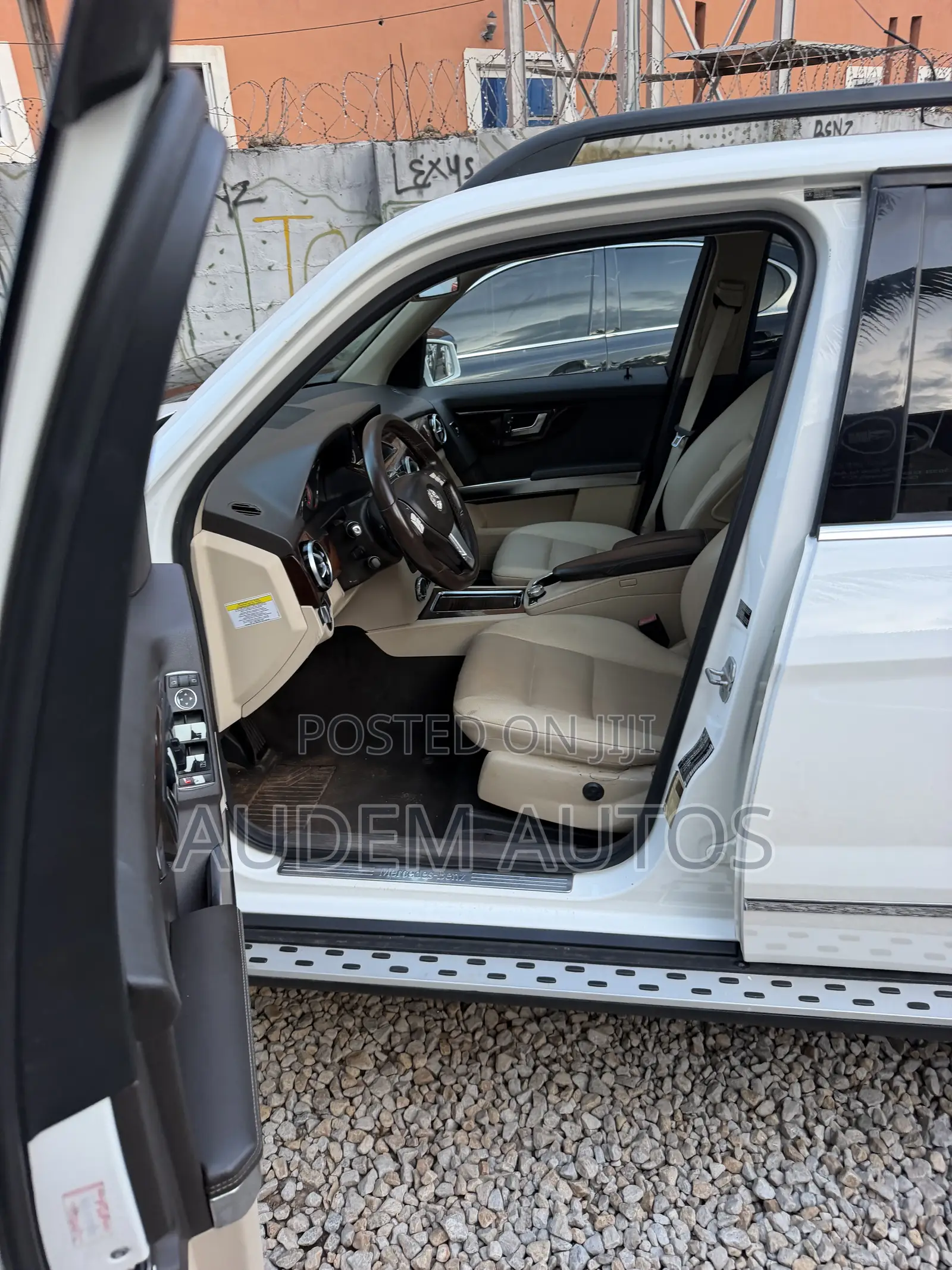 Mercedes-Benz GLK-Class 350 4MATIC 2013 White