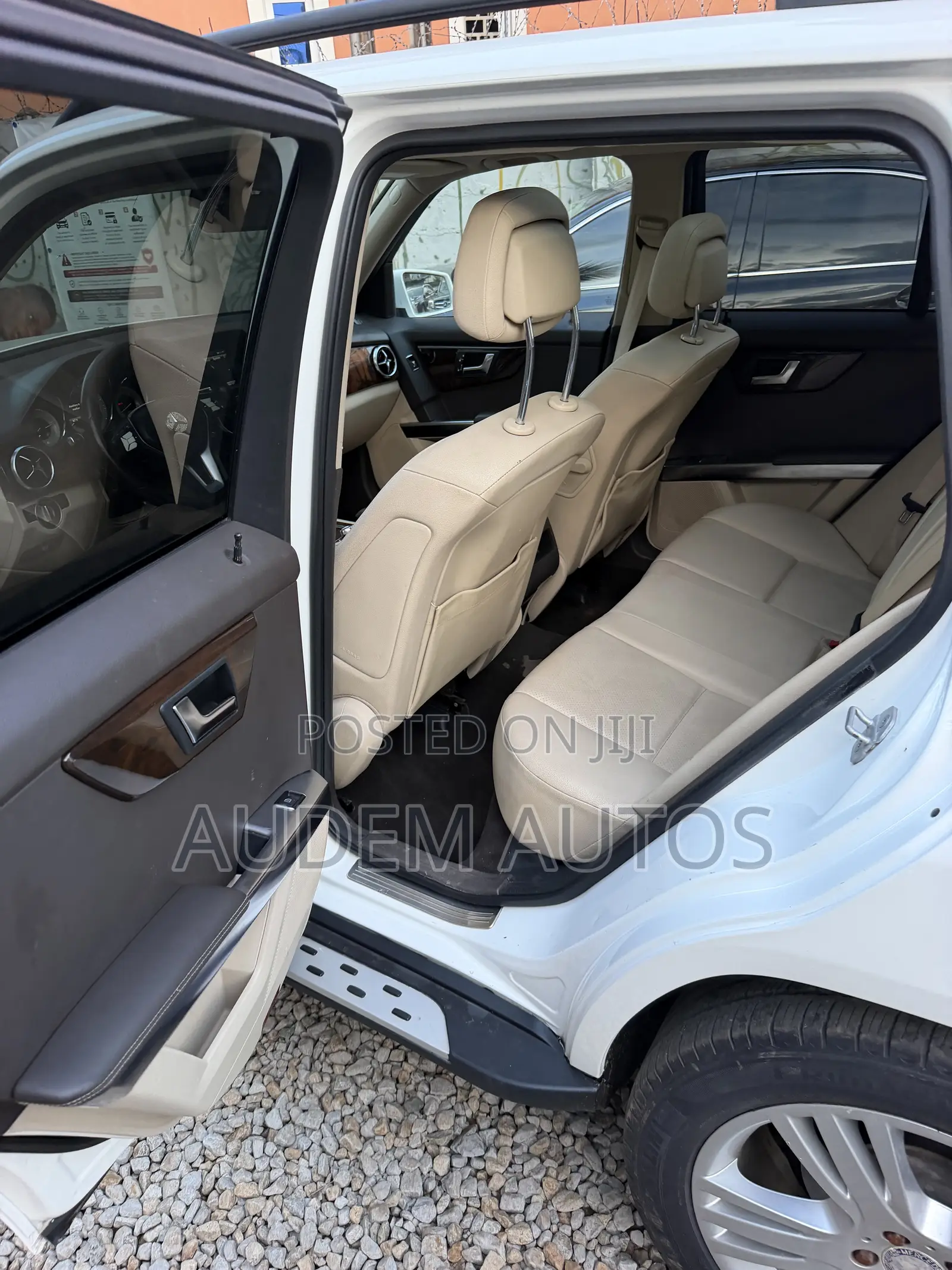 Mercedes-Benz GLK-Class 350 4MATIC 2013 White