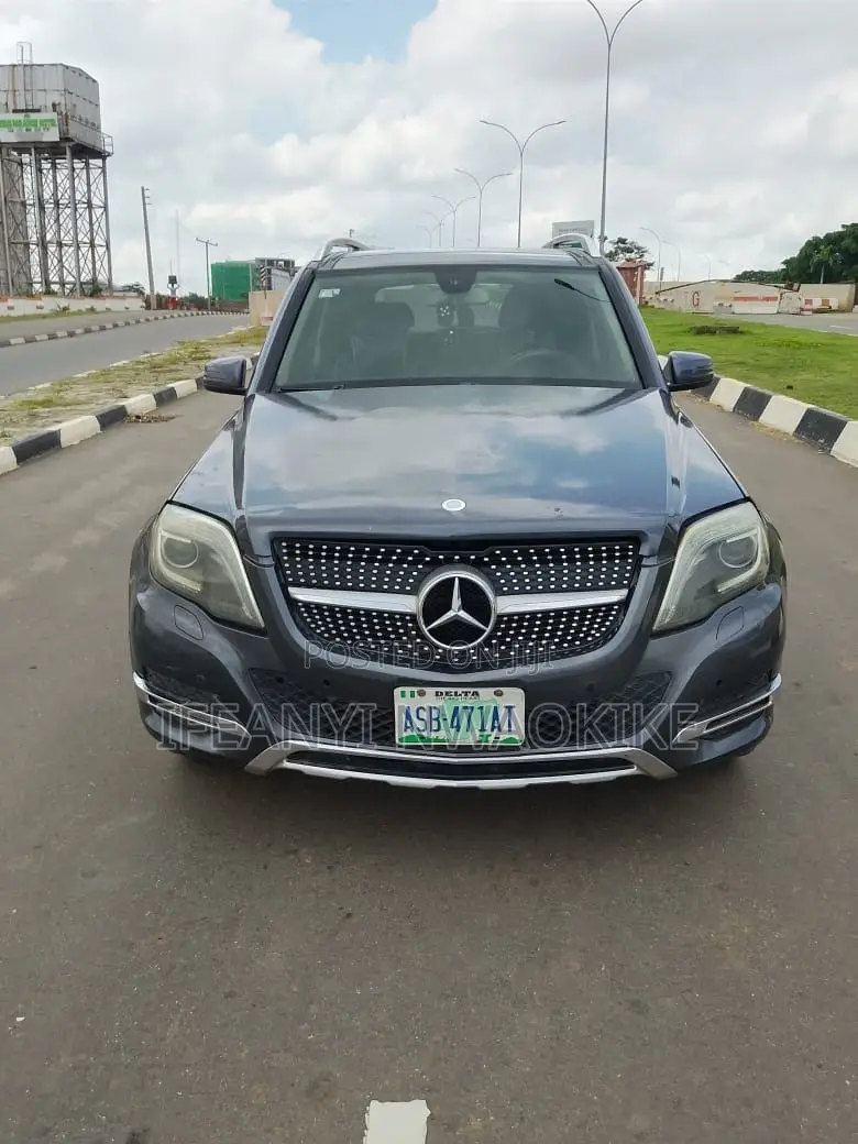 Mercedes-Benz GLK-Class 350 4MATIC 2011 Gray