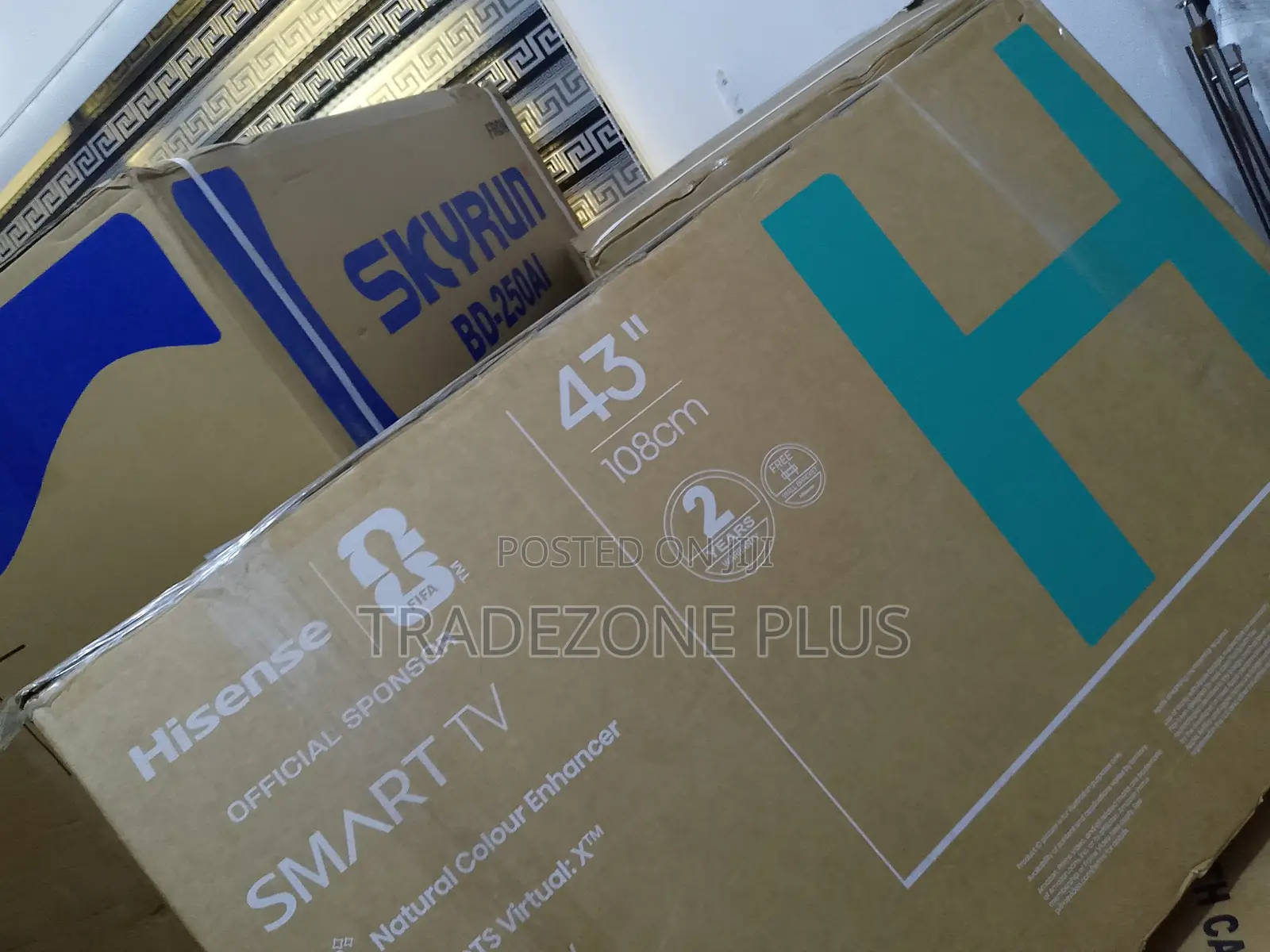 Hisense Smart TV – Stylish 43-Inch Entertainment Screen