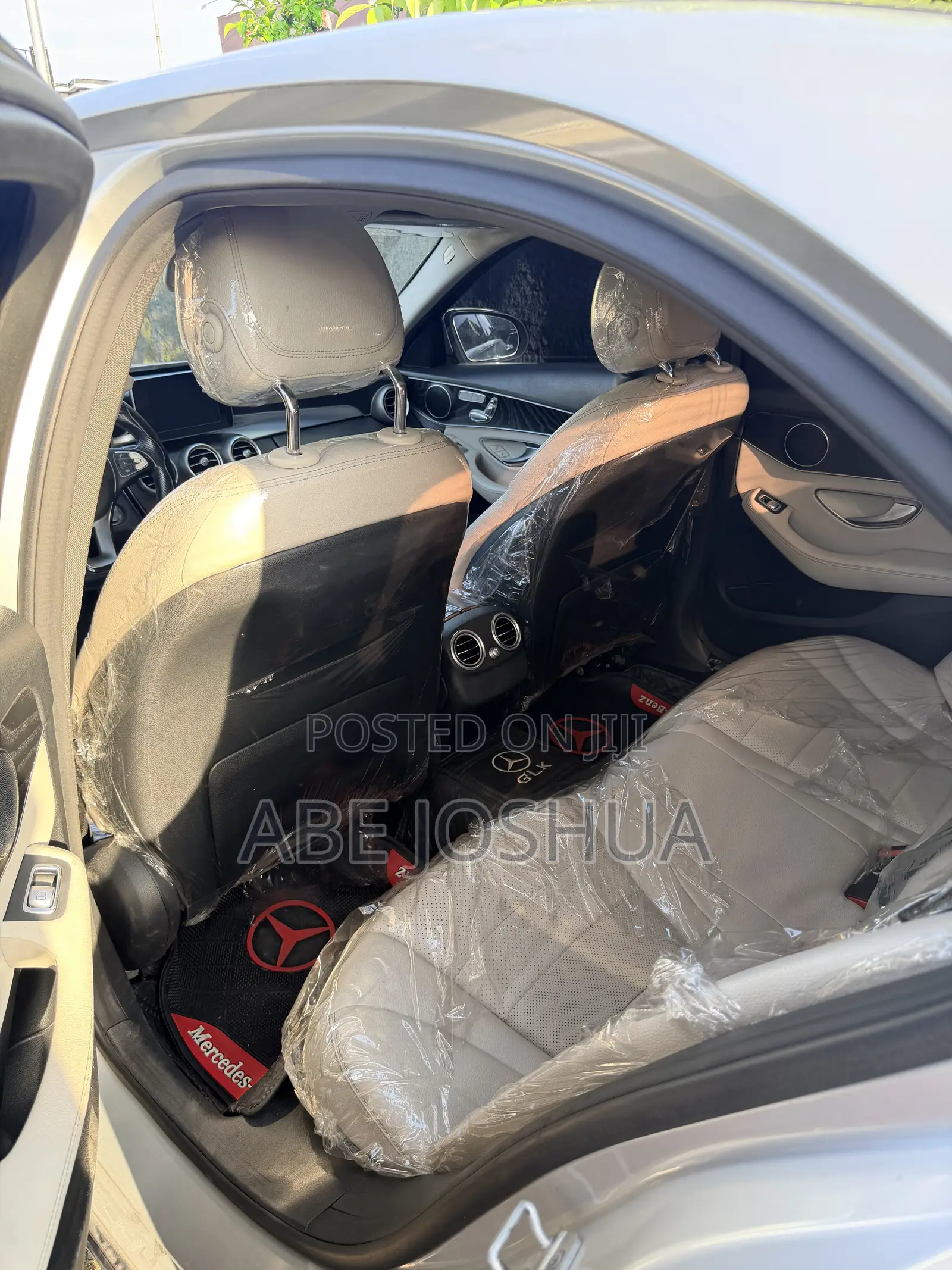 Mercedes-Benz C300 2016 Black