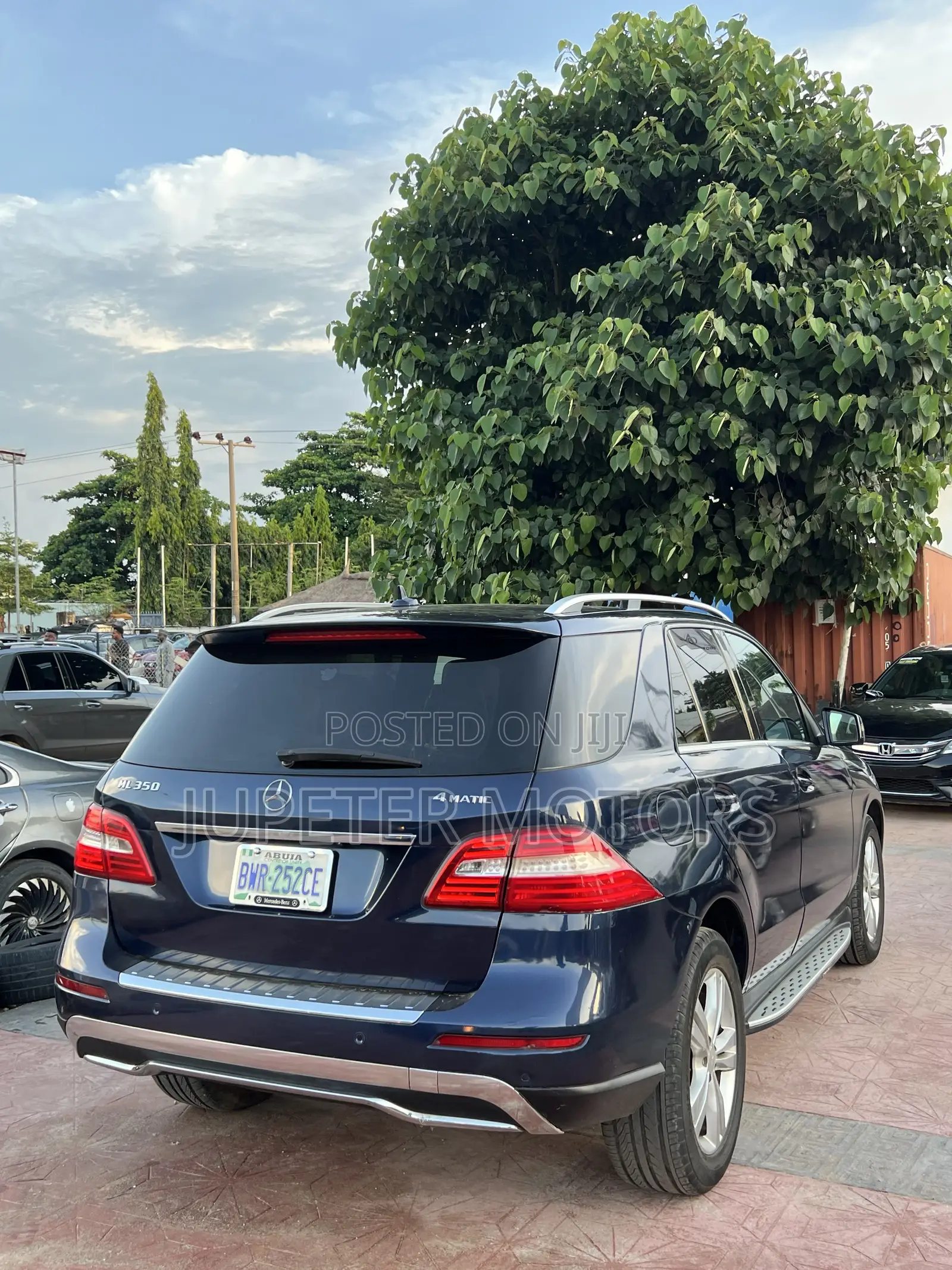 Mercedes-Benz M Class ML350 4MATIC 4dr SUV AWD (3.5L 6cyl 7A) 2014 Blue
