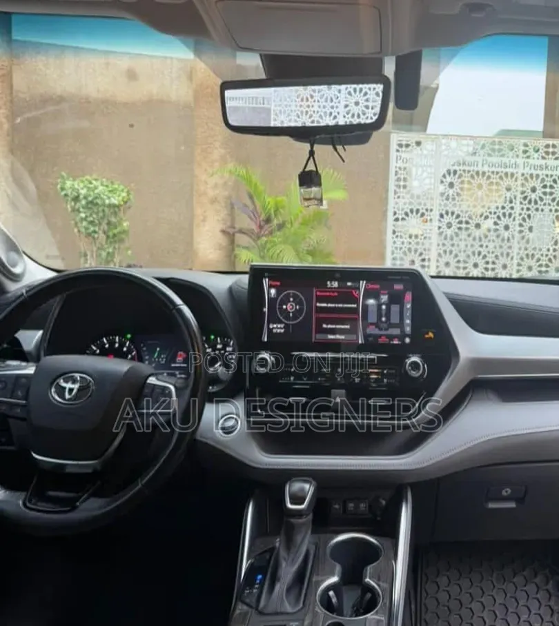 Toyota Highlander Platinum AWD 2020 Blue