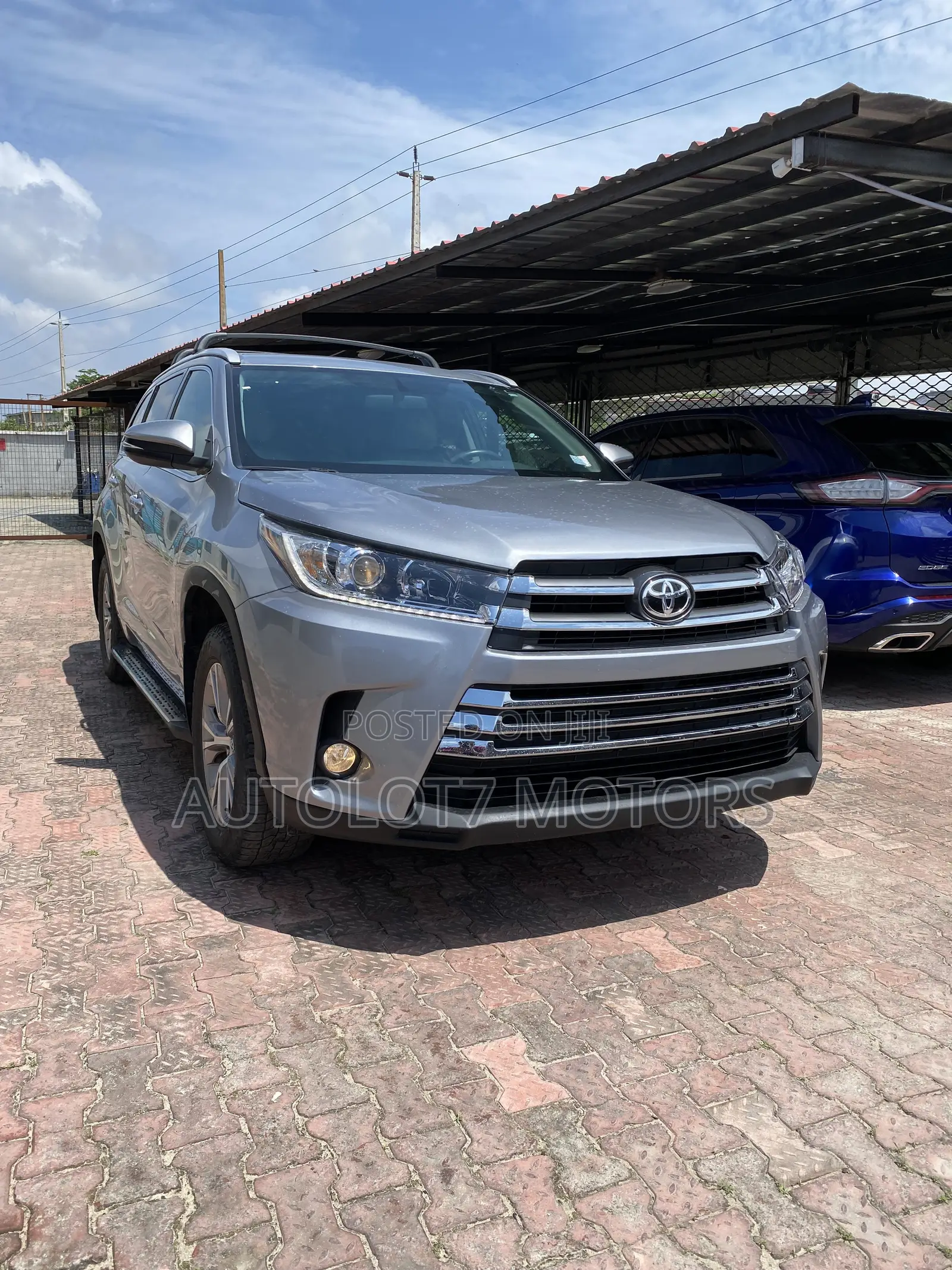 Toyota Highlander LE Plus V6 4x4 (3.5L 6cyl 6A) 2016 Silver