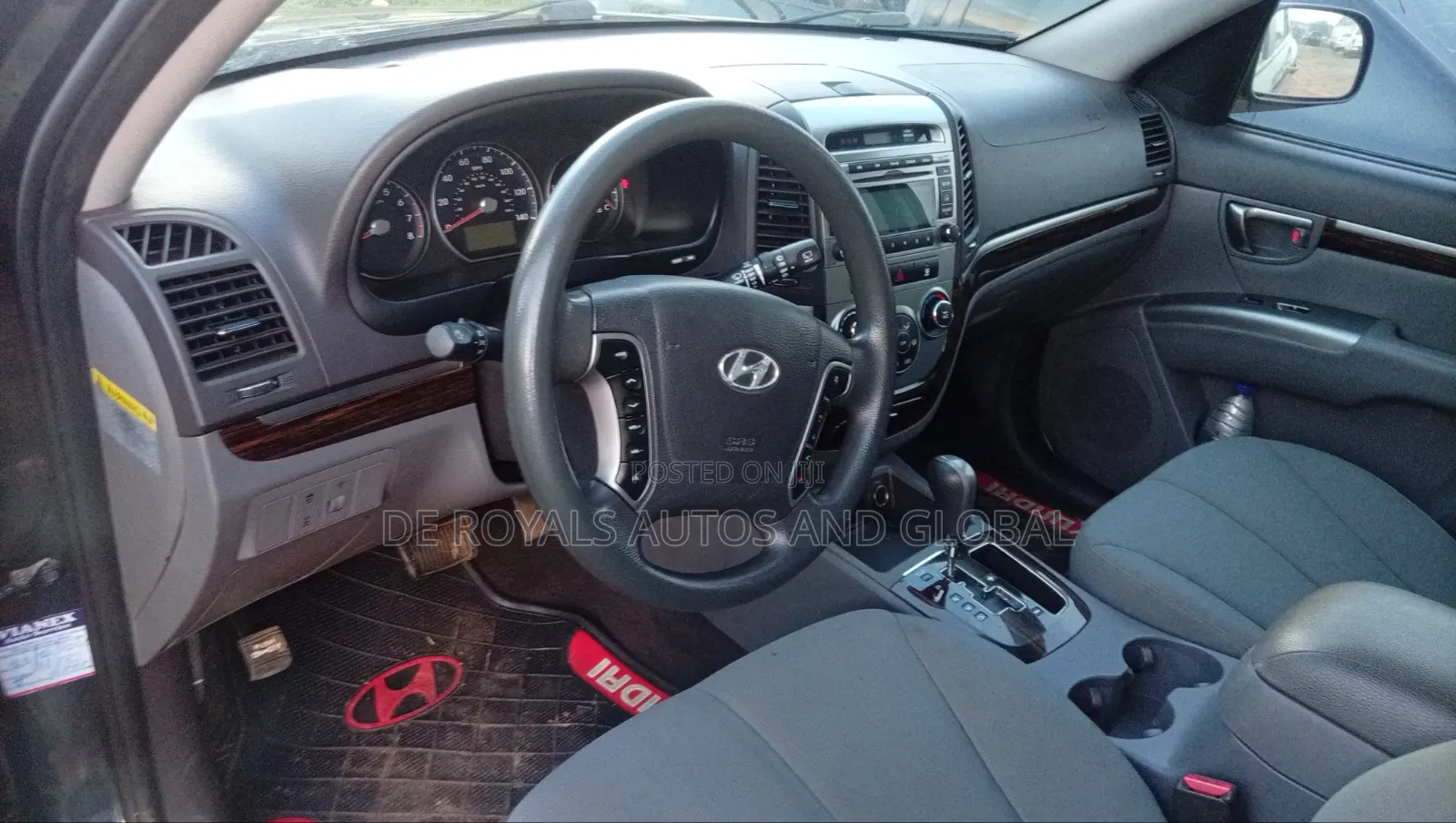 Hyundai Santa Fe 2011 Gray