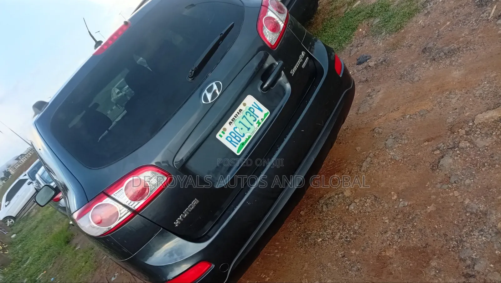 Hyundai Santa Fe 2011 Gray