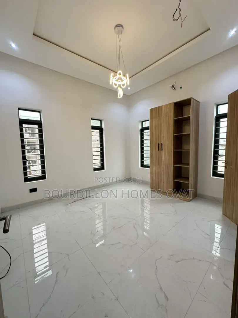 2bdrm Apartment in Abraham Adesanya for sale